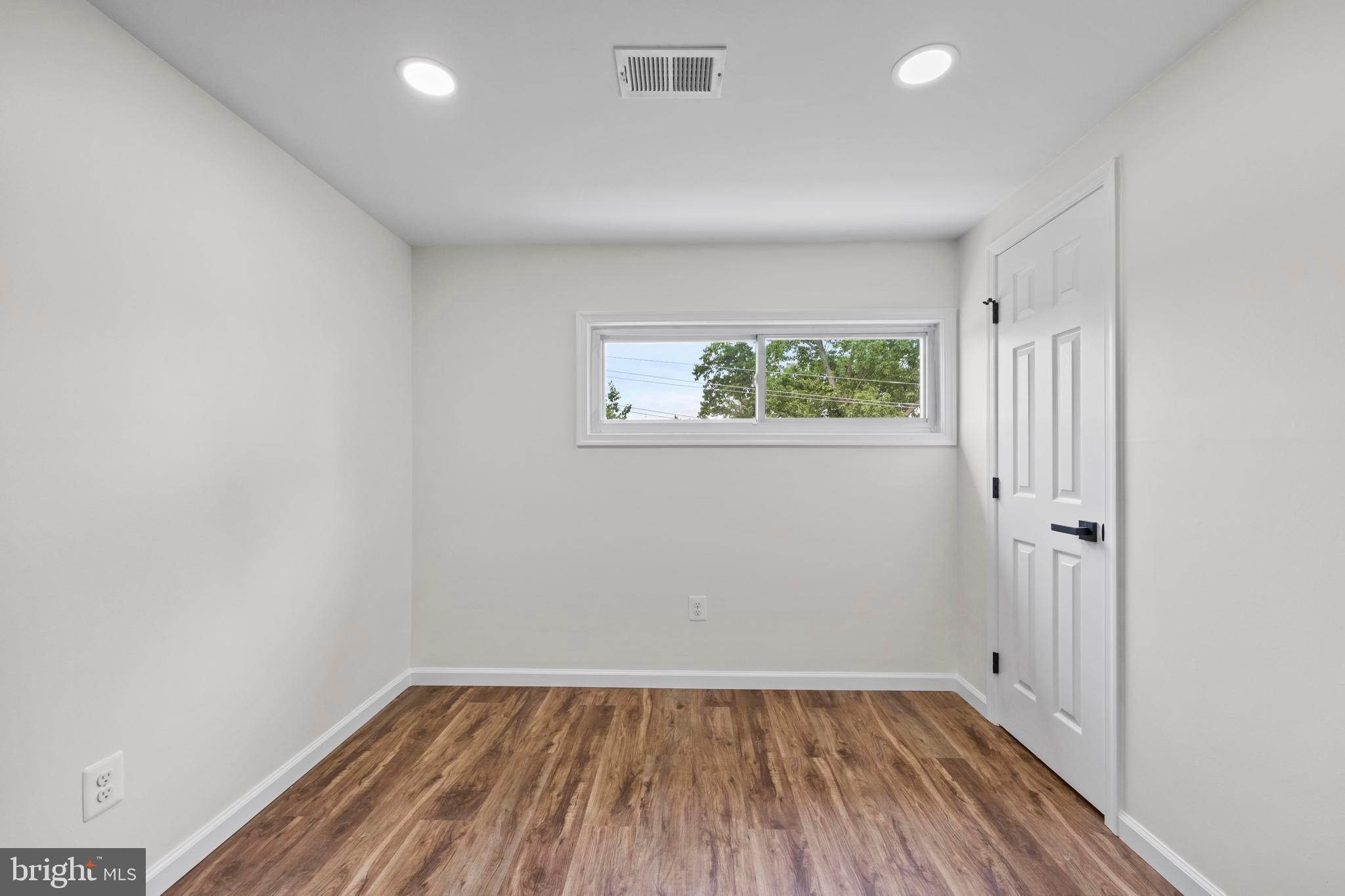 WYNNEWOOD - Residential