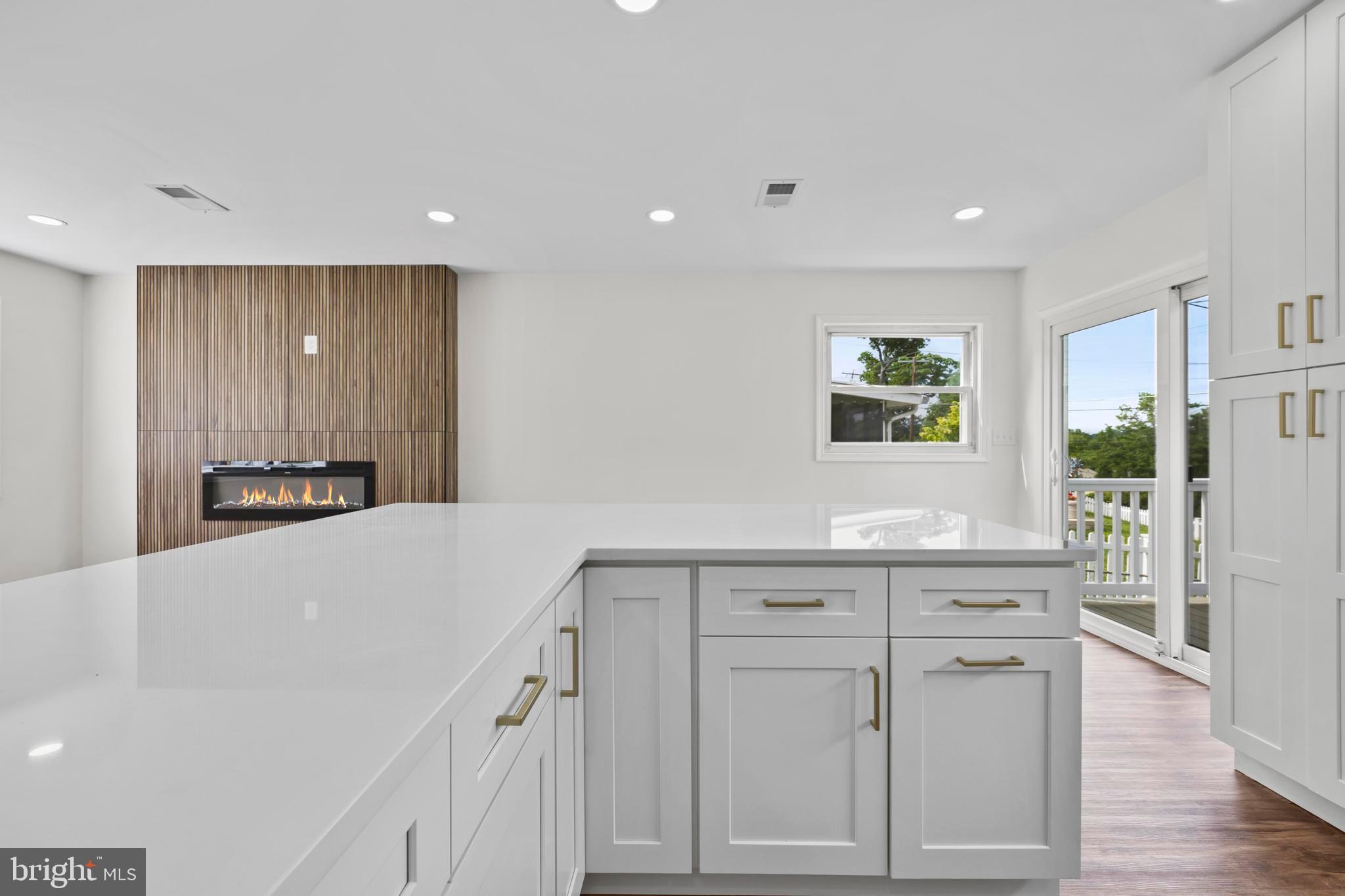 WYNNEWOOD - Residential