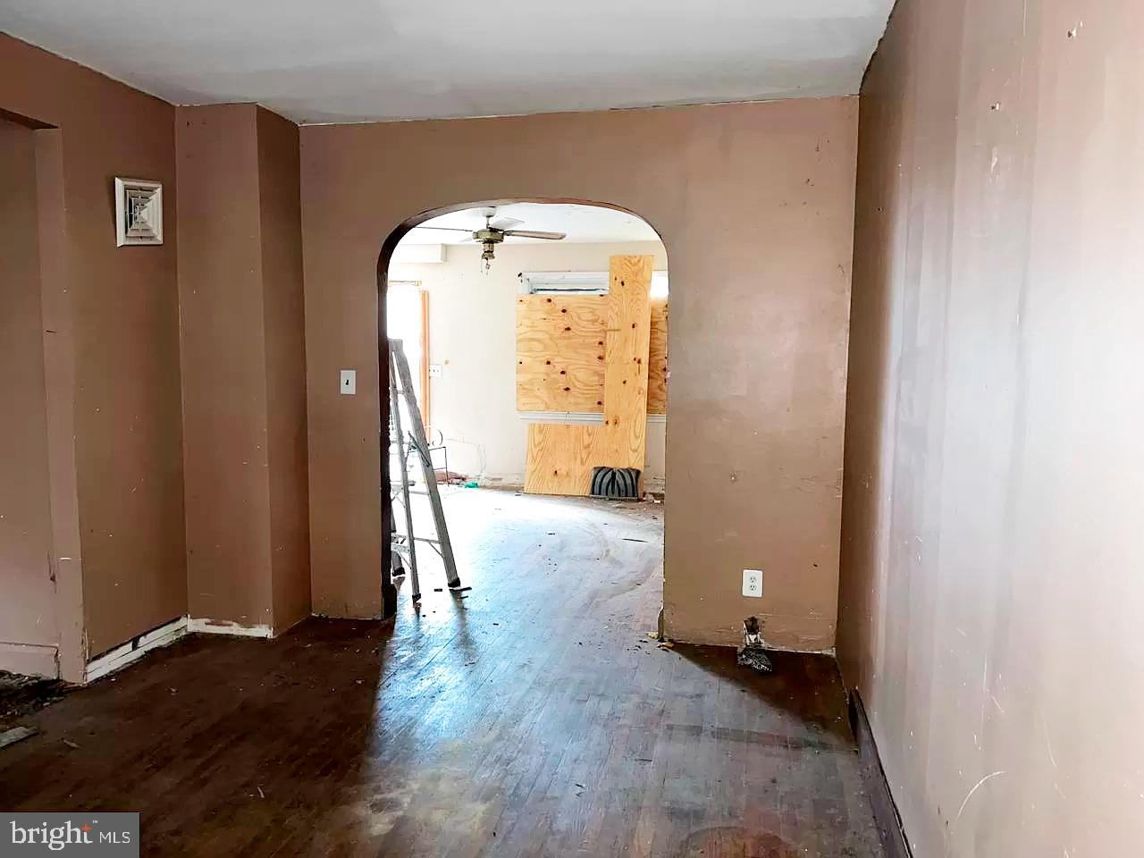 HILTON - Residential