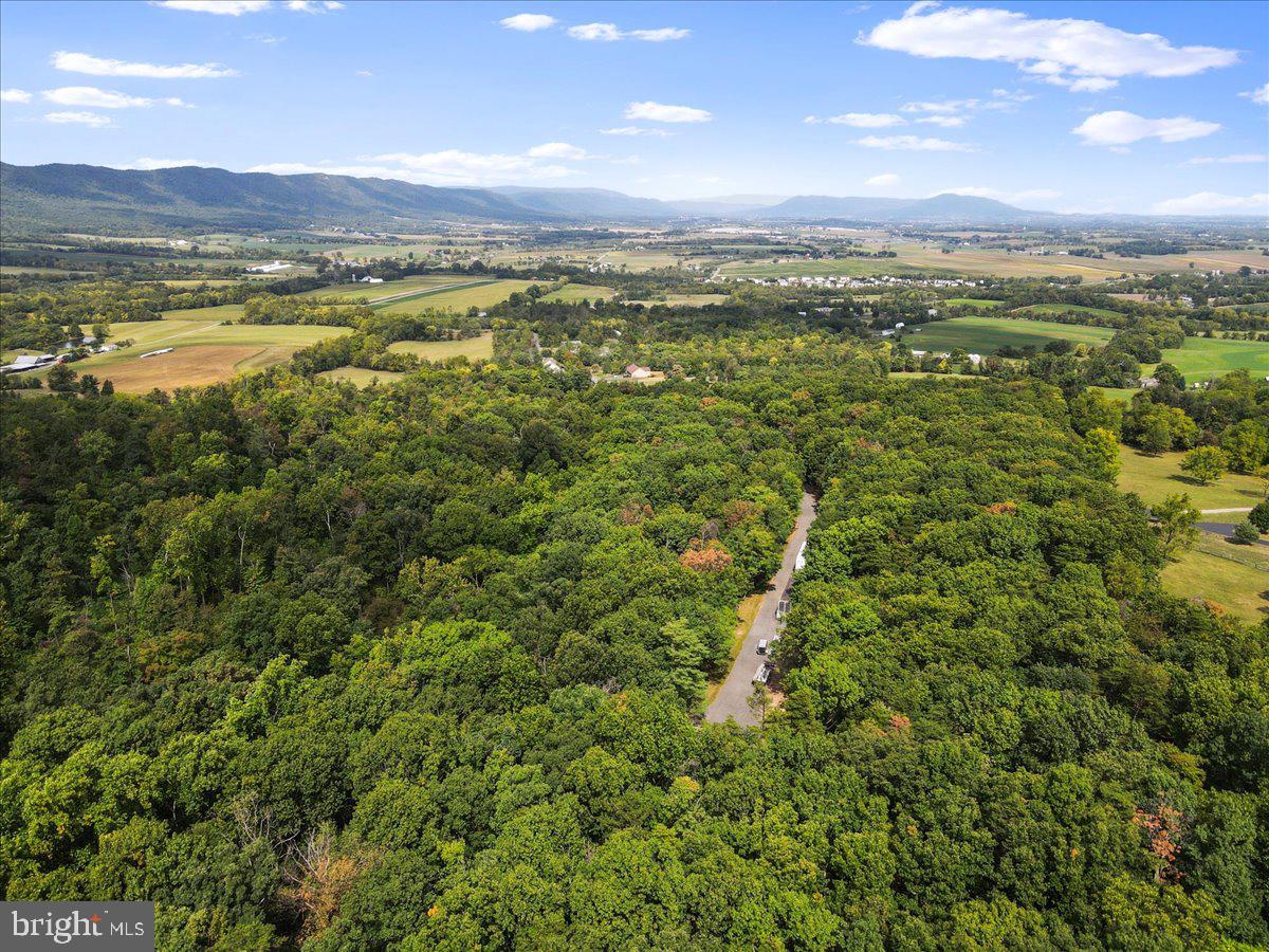 DEERWOOD MOUNTAIN ESTATES - Land