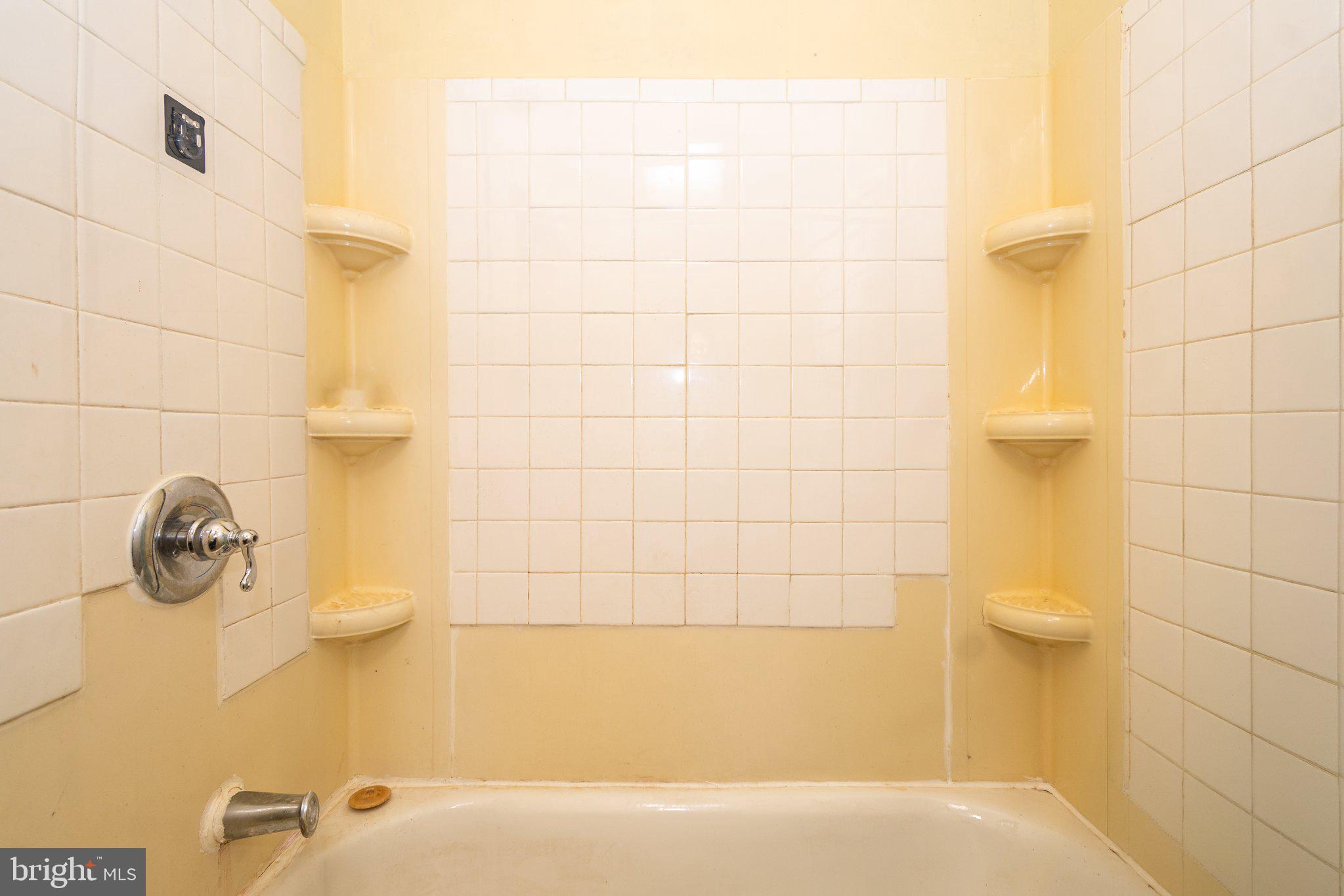 SHIPLEY HILL - Residential