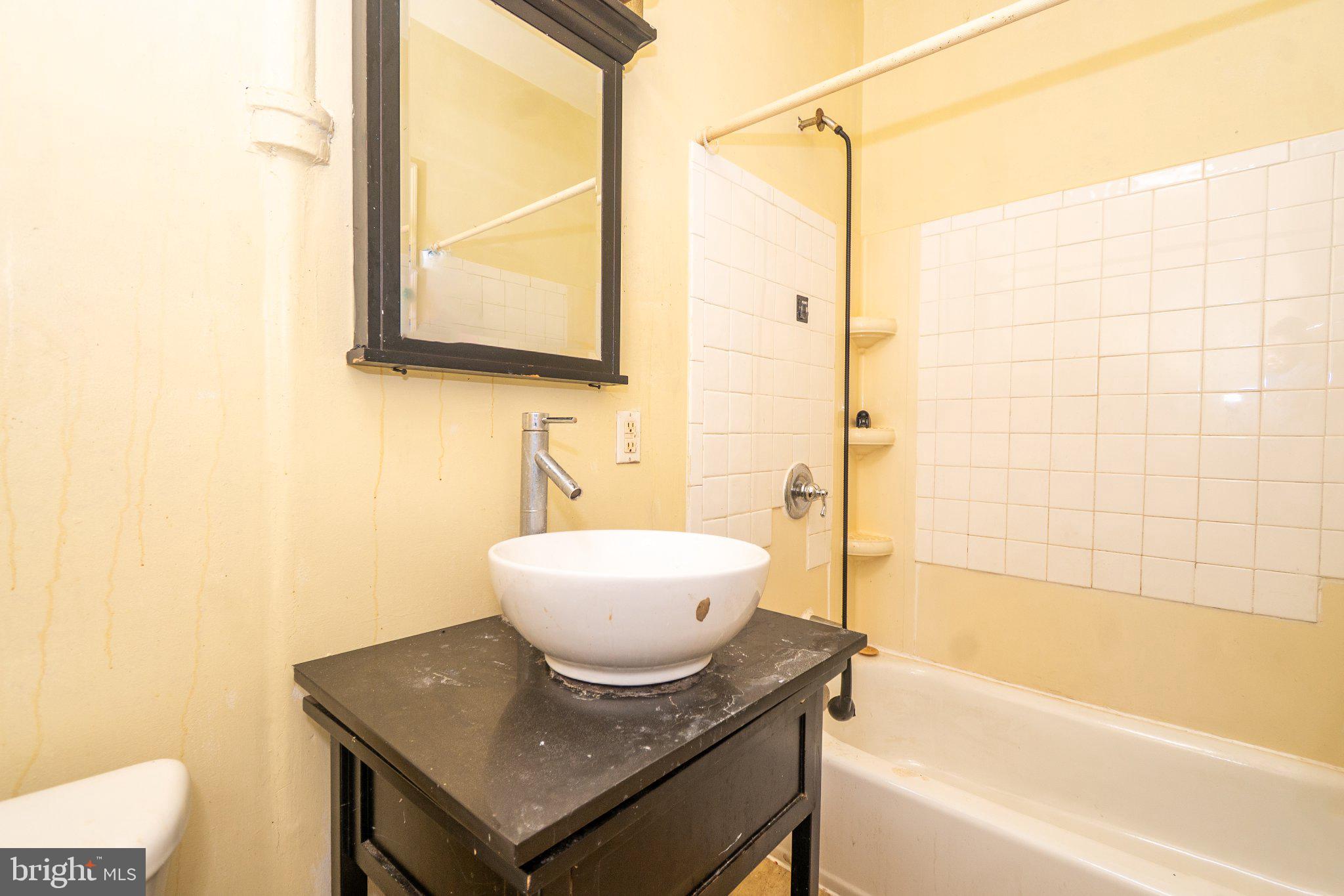 SHIPLEY HILL - Residential