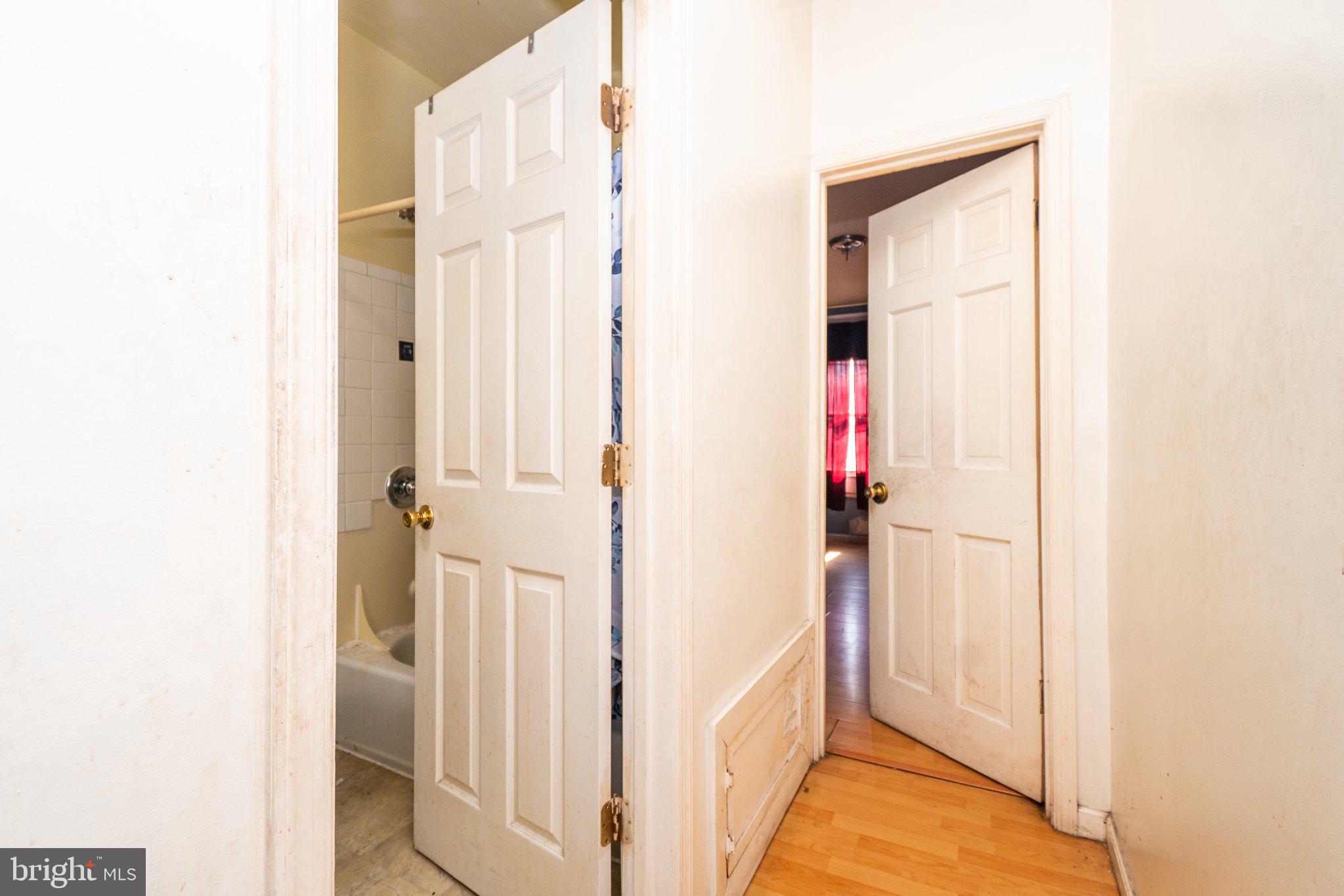 SHIPLEY HILL - Residential