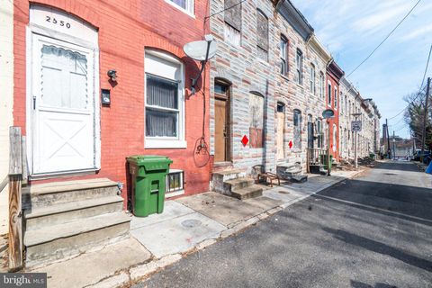 Townhouse For Sale - 2550 Boyd Street<br/> Baltimore City County, BALTIMORE, MD 21223