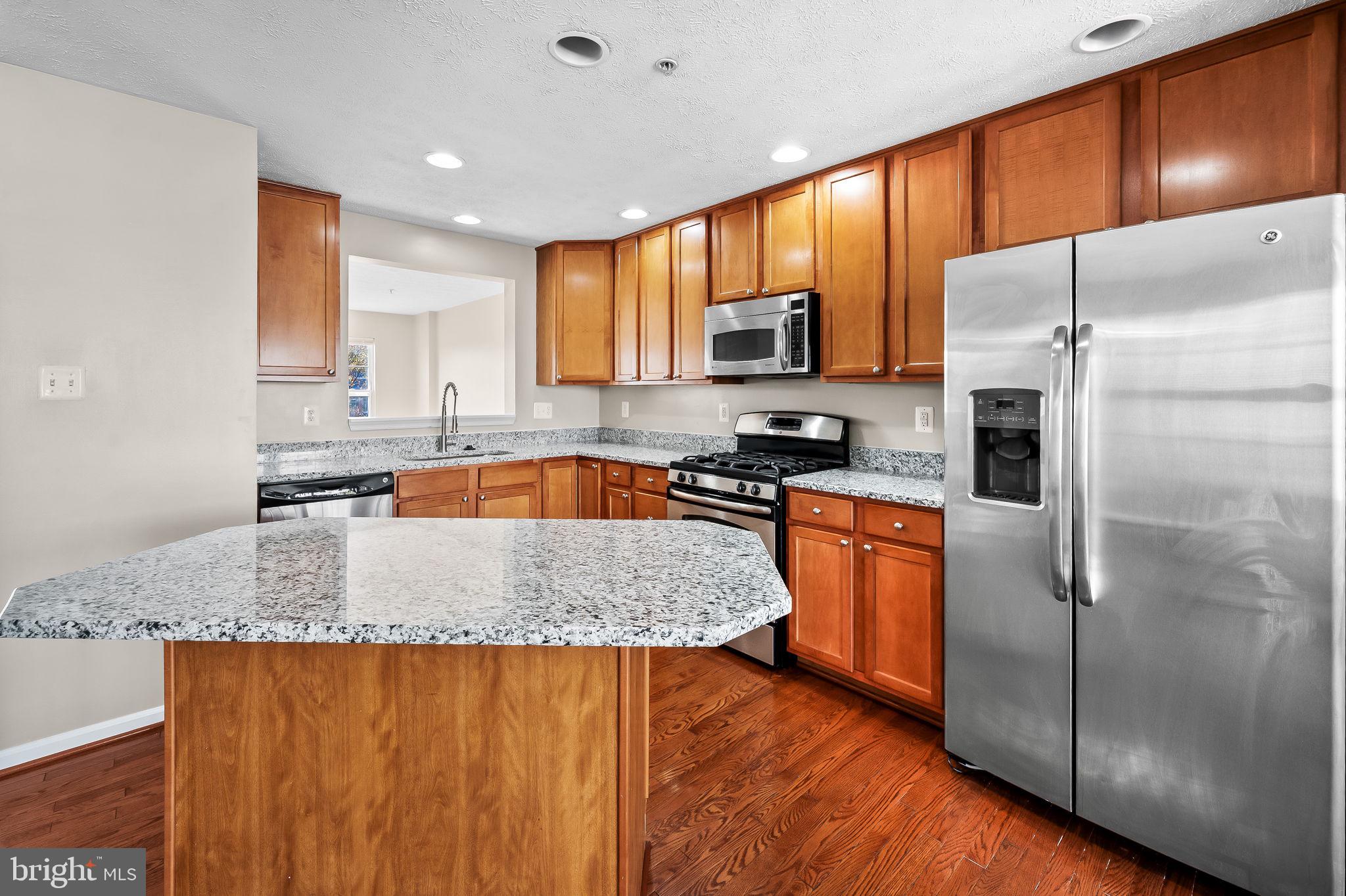 MIRAMAR LANDING - Residential