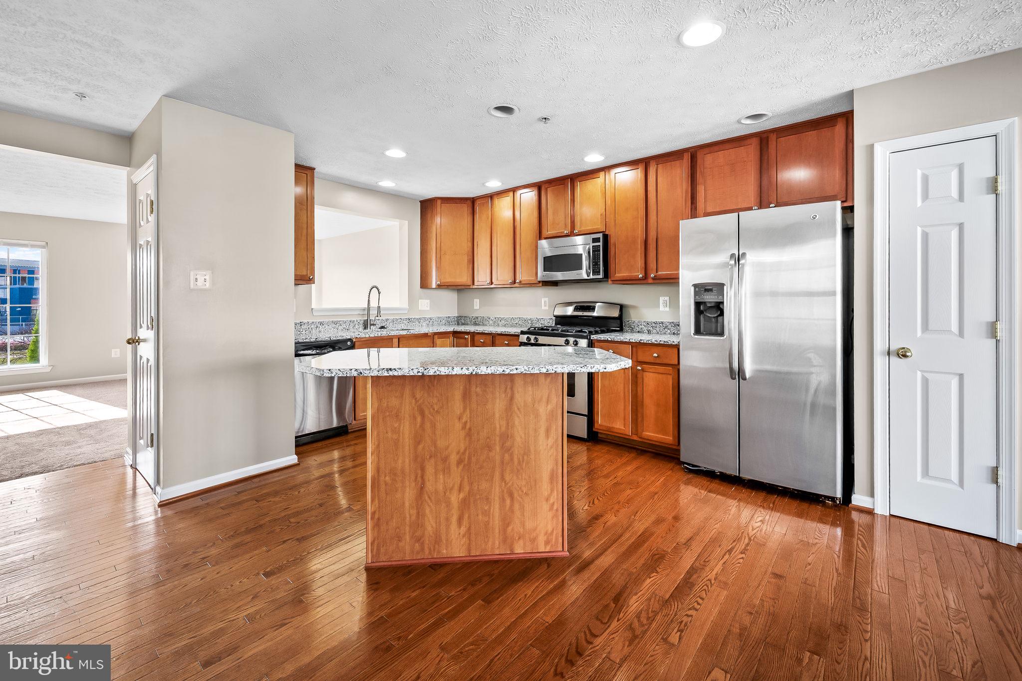 MIRAMAR LANDING - Residential