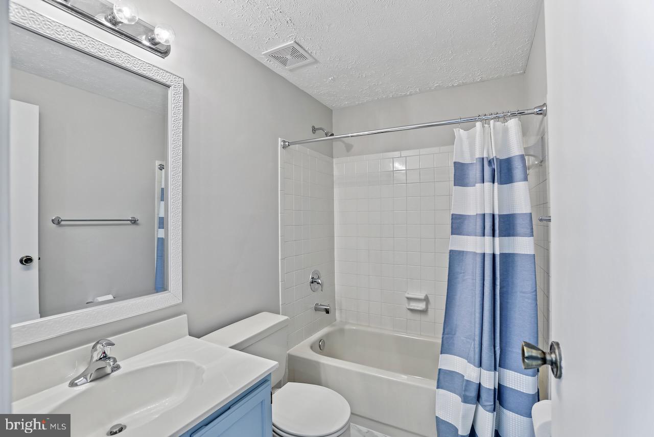 BURKE CENTRE - Residential