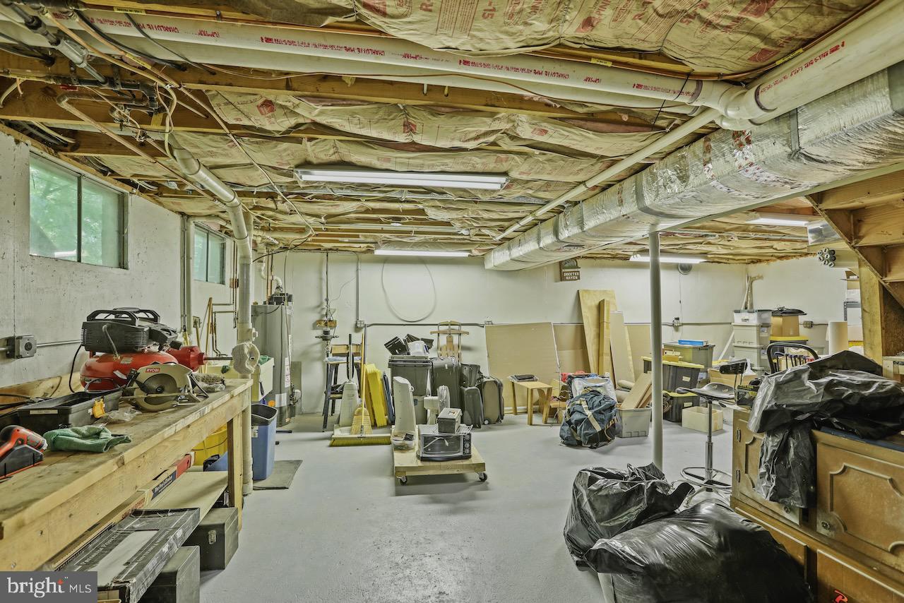 BURKE CENTRE - Residential