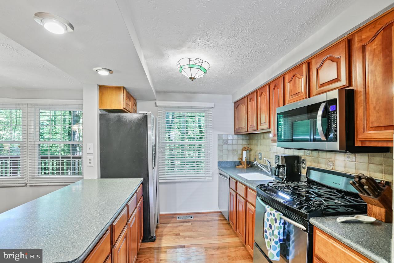 BURKE CENTRE - Residential