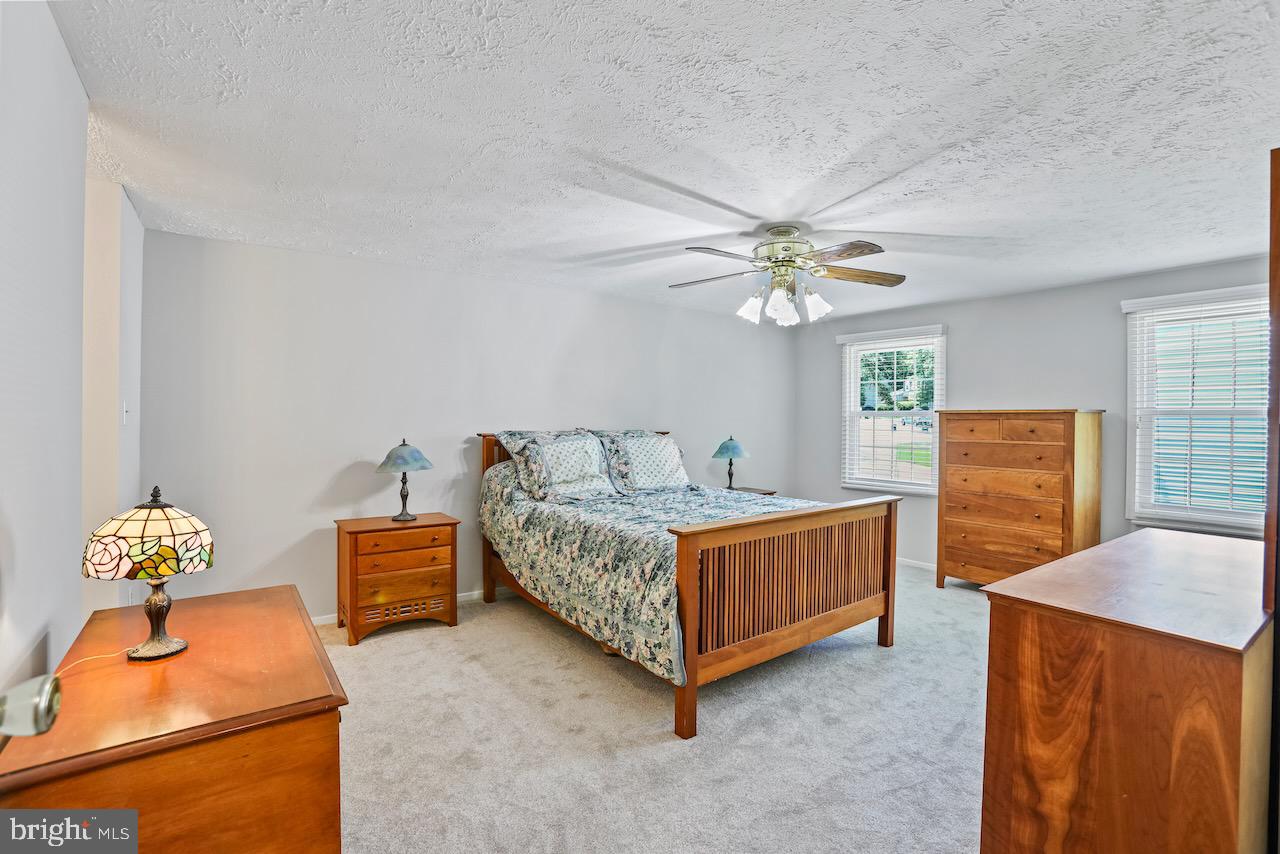 BURKE CENTRE - Residential