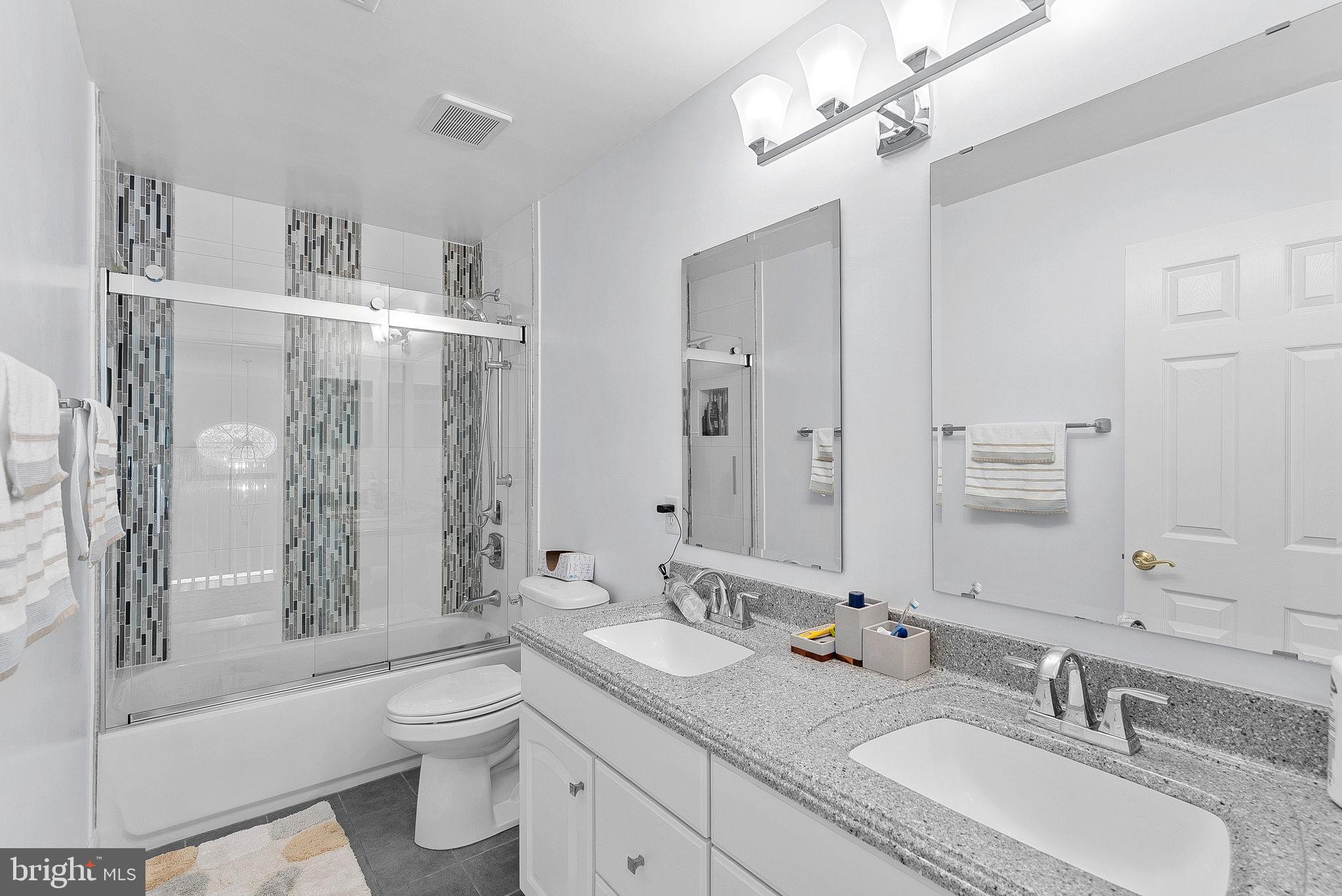 BROWNS FARM - Residential