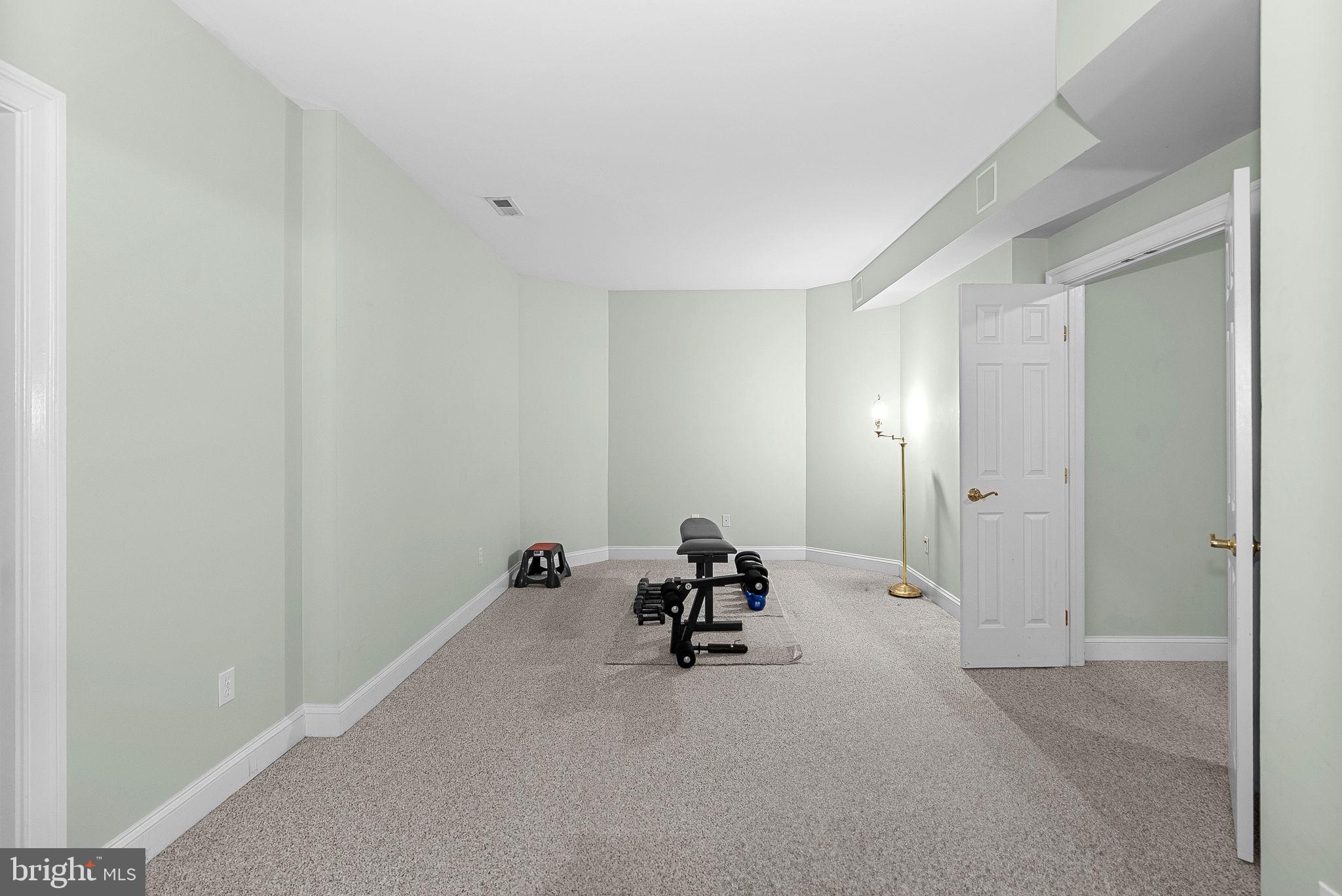 BROWNS FARM - Residential