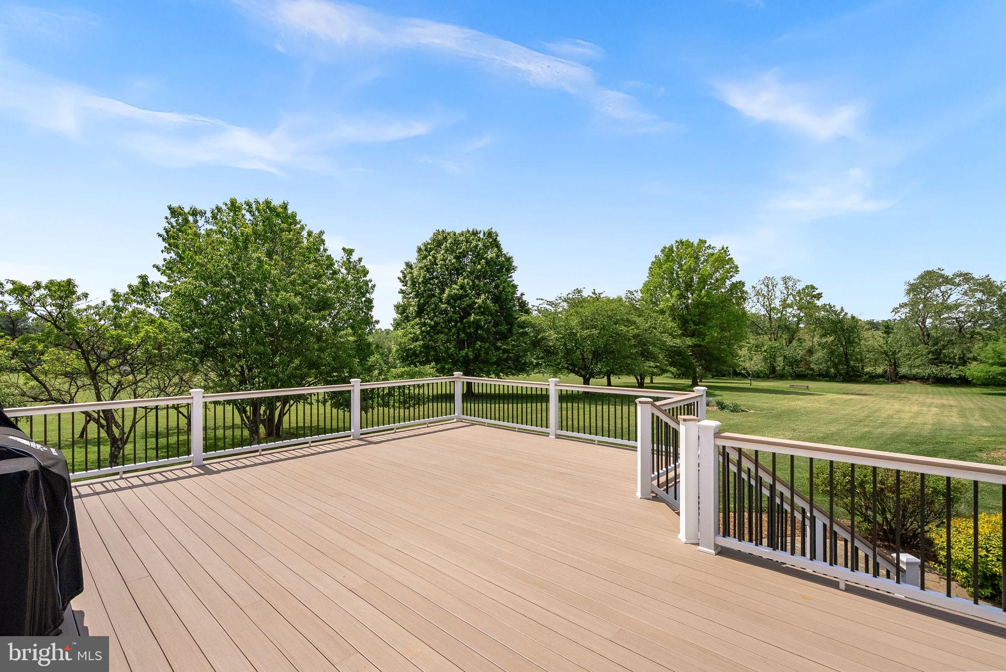 BROWNS FARM - Residential