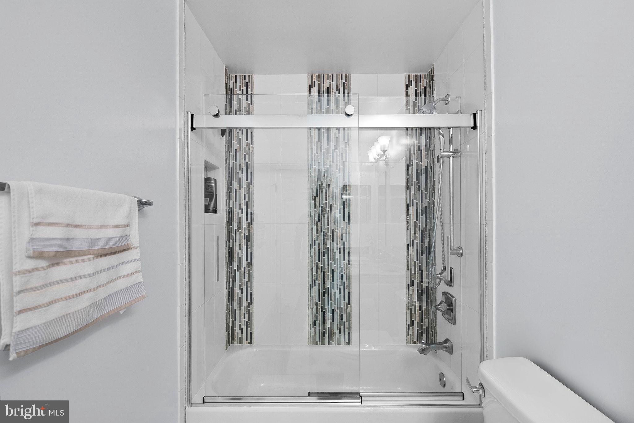 BROWNS FARM - Residential