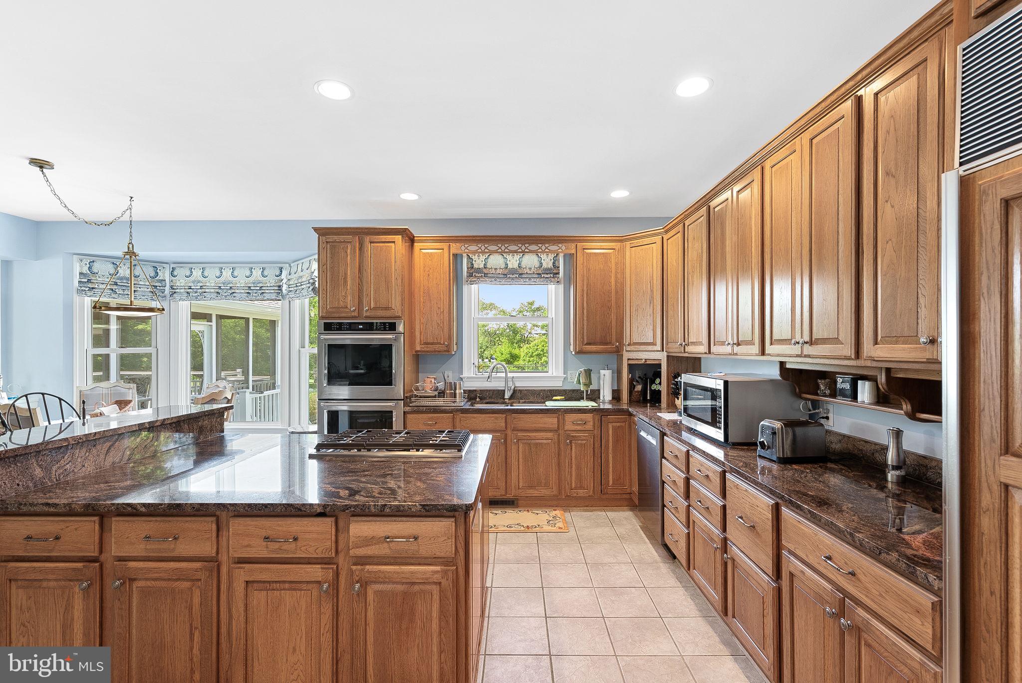 BROWNS FARM - Residential