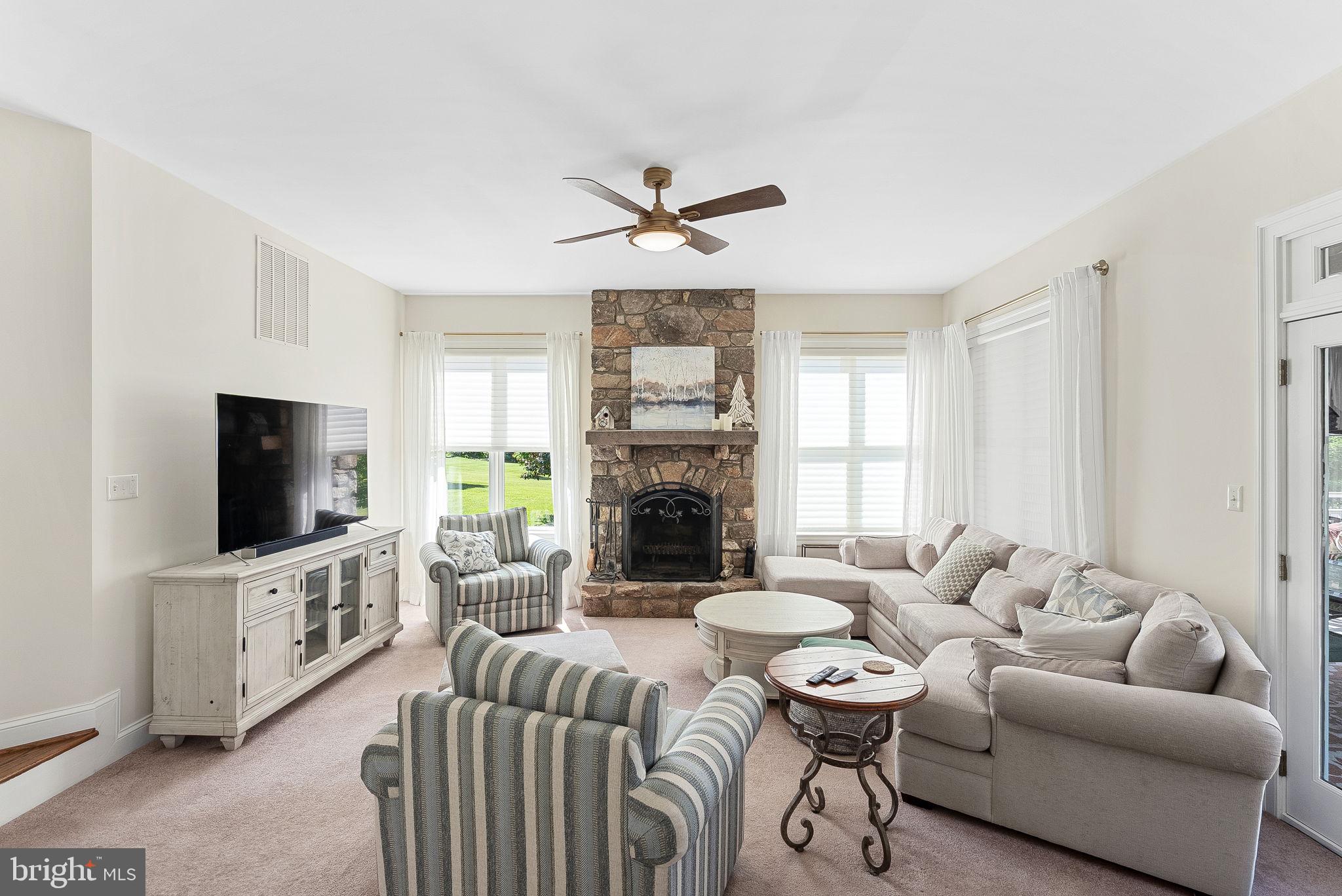 BROWNS FARM - Residential