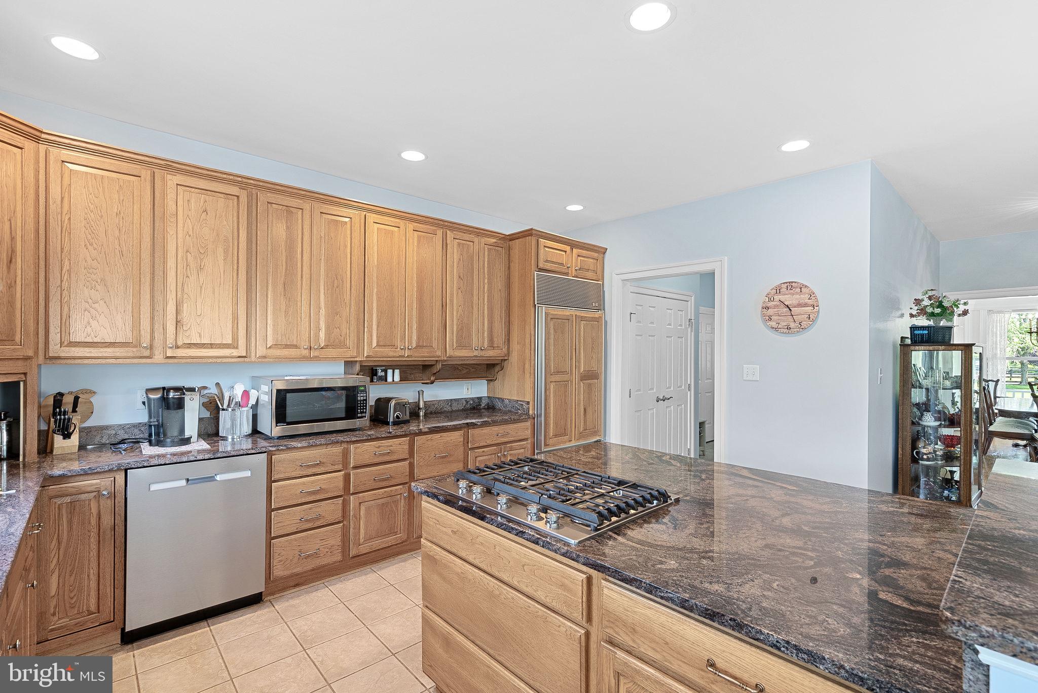 BROWNS FARM - Residential