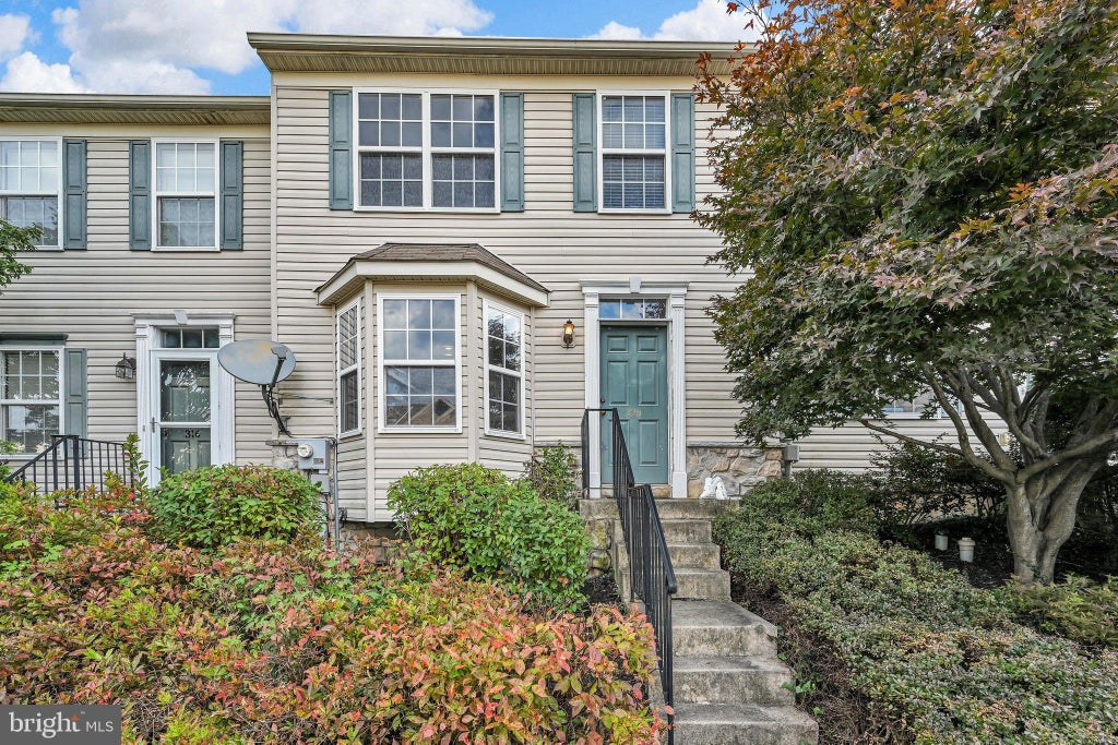 Photo of 320 Knollwood Road, MILLERSVILLE, PA 17551 (MLS # PALA2097132)