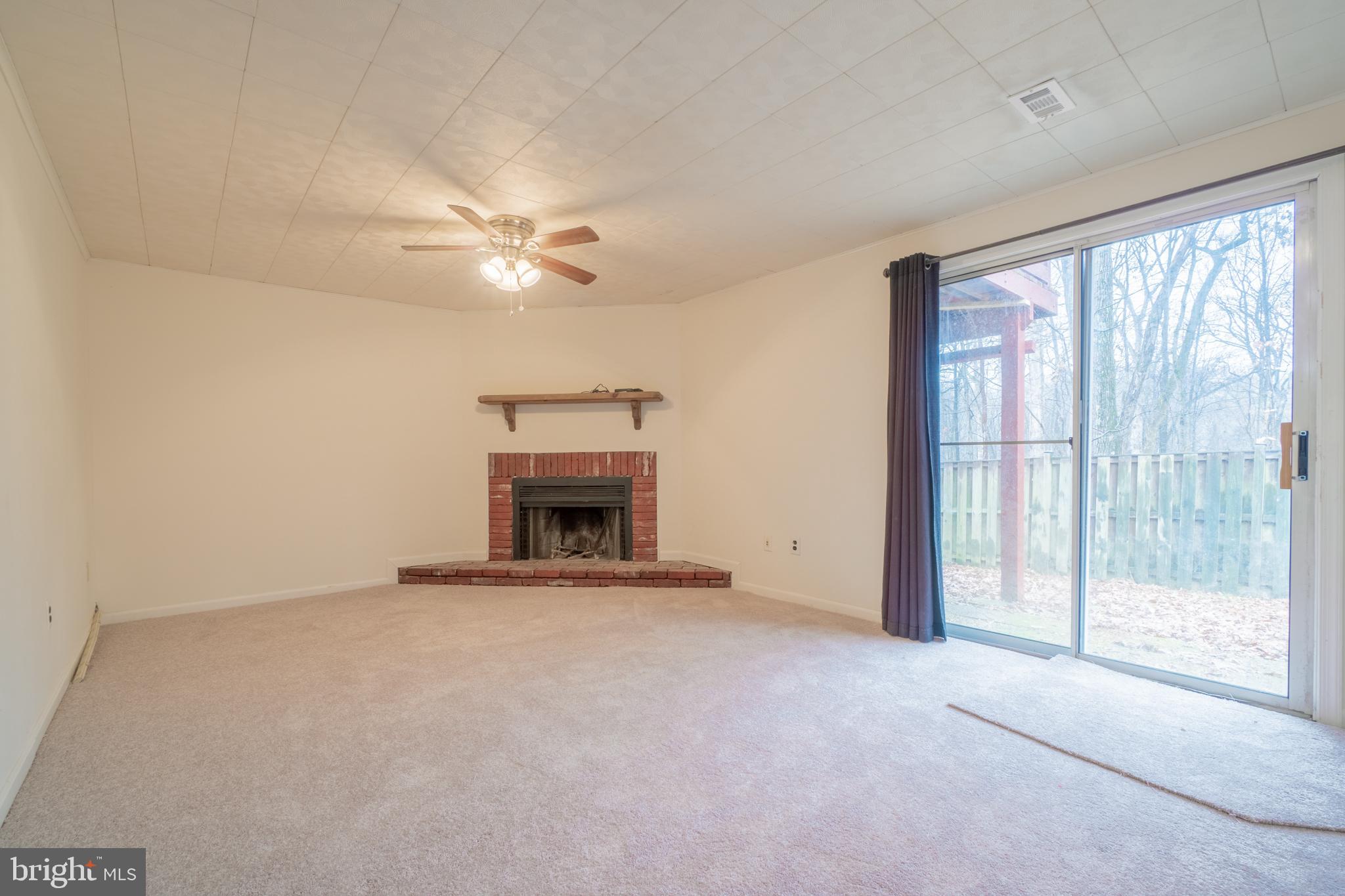 AMBERLEIGH - Residential Lease