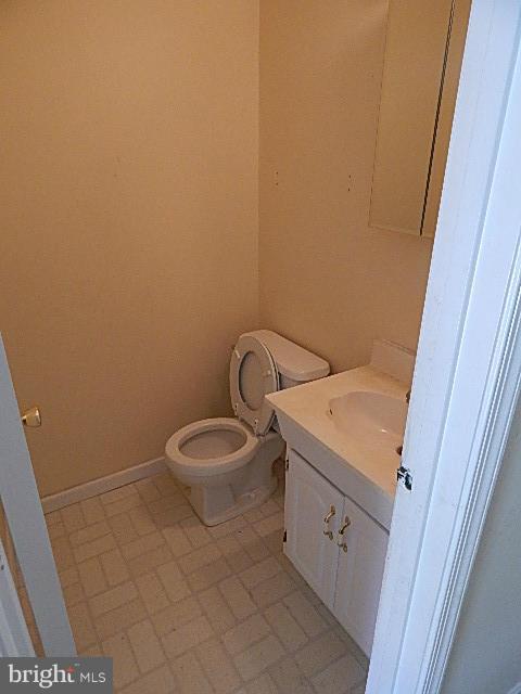 SARATOGA TOWNHOUSES - Residential