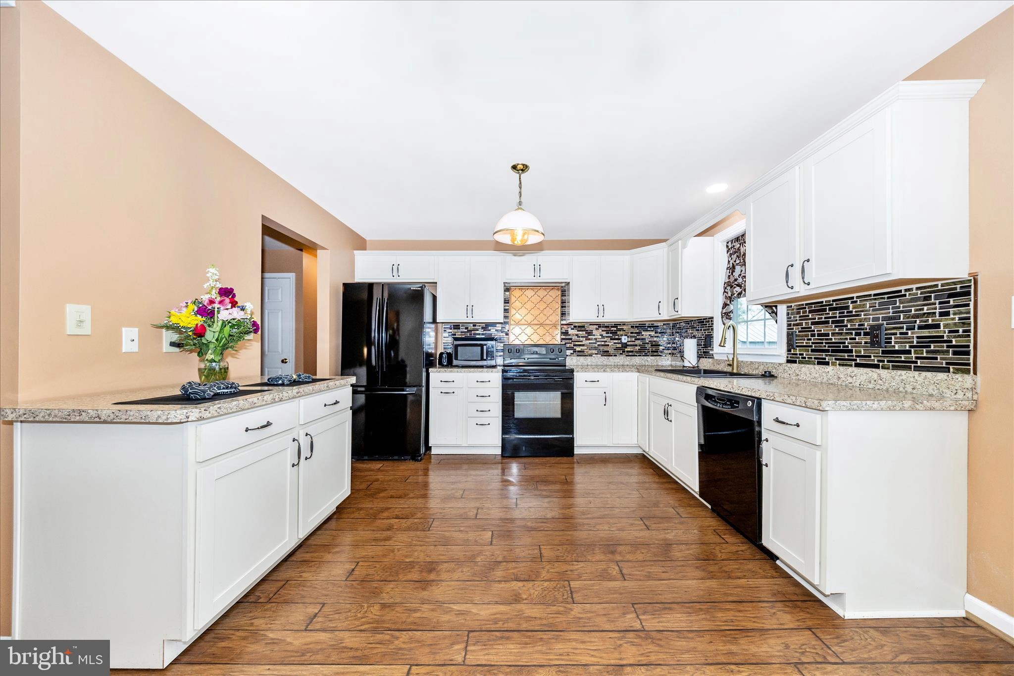 CROSS CREEK - Residential