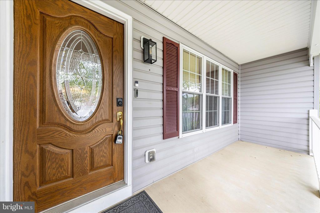 Photo of 10511 Bushwillow Way, HAGERSTOWN, MD 21740 (MLS # MDWA2036638)