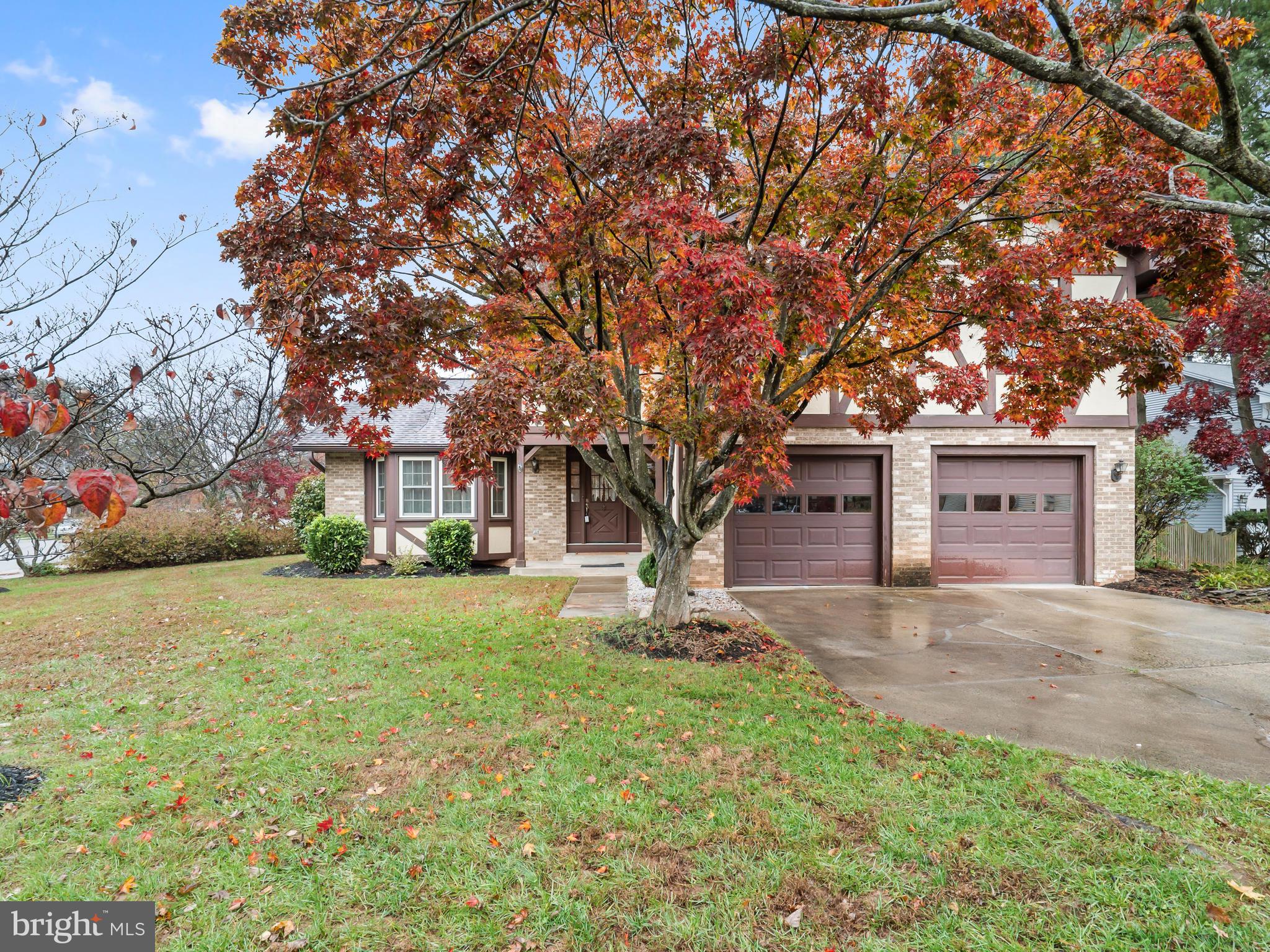 LONGWOOD KNOLLS - Residential Lease