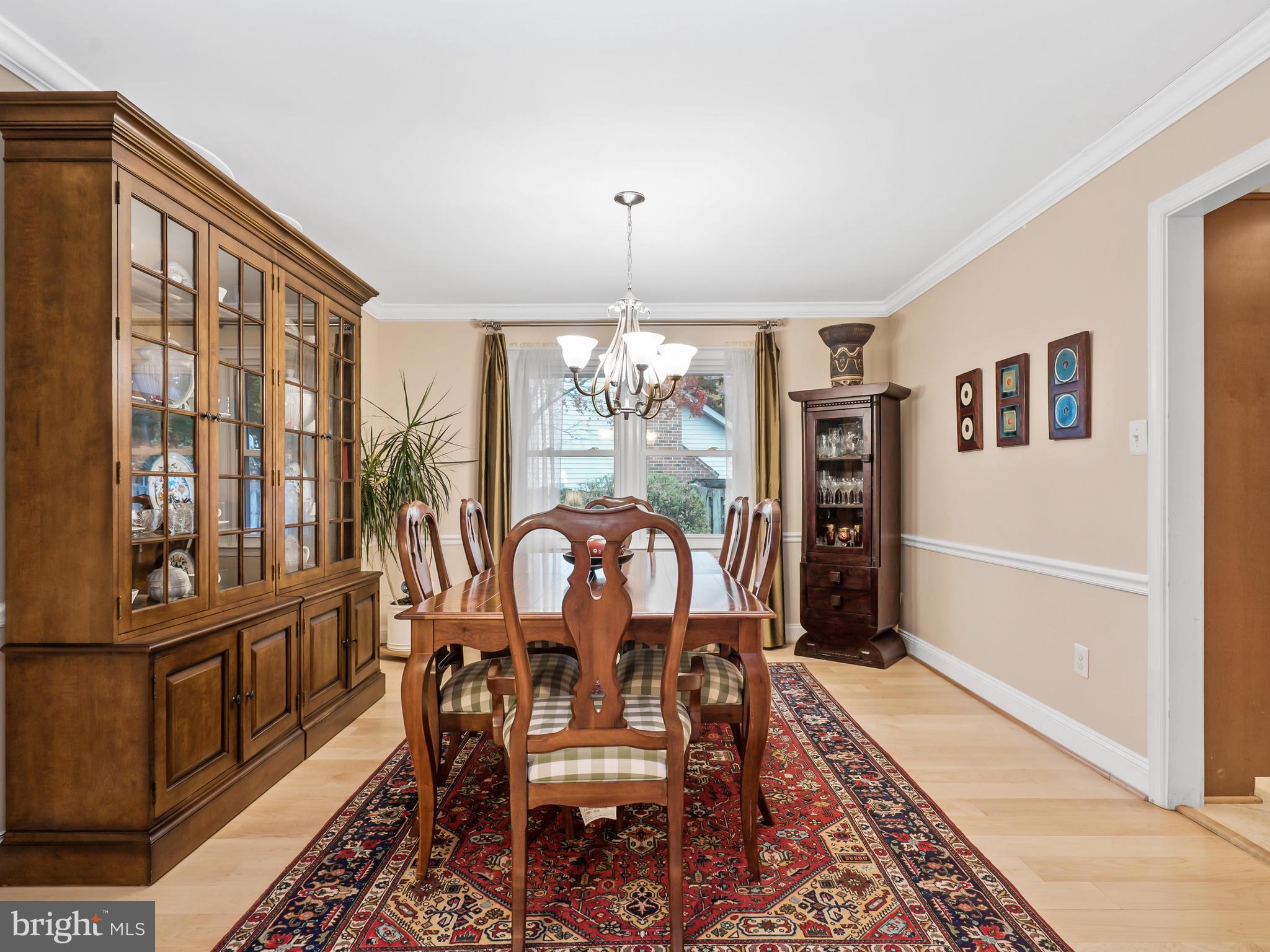 LONGWOOD KNOLLS - Residential Lease