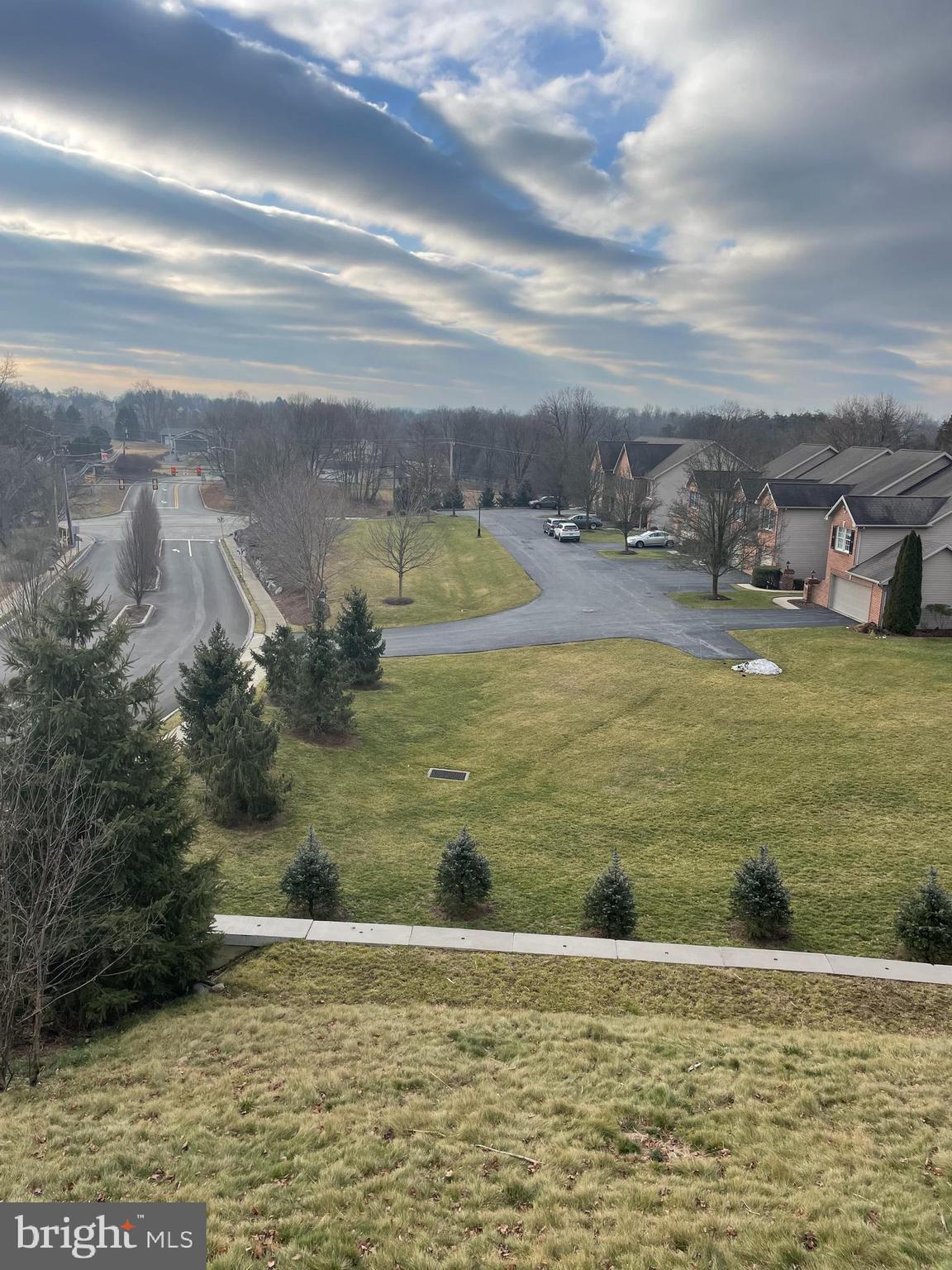 WHELAN CROSSING - Residential