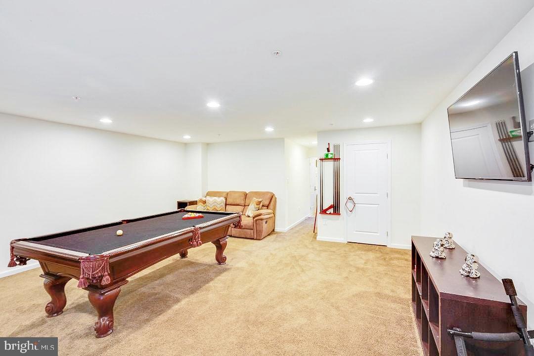 ADAMS CROSSING - Residential