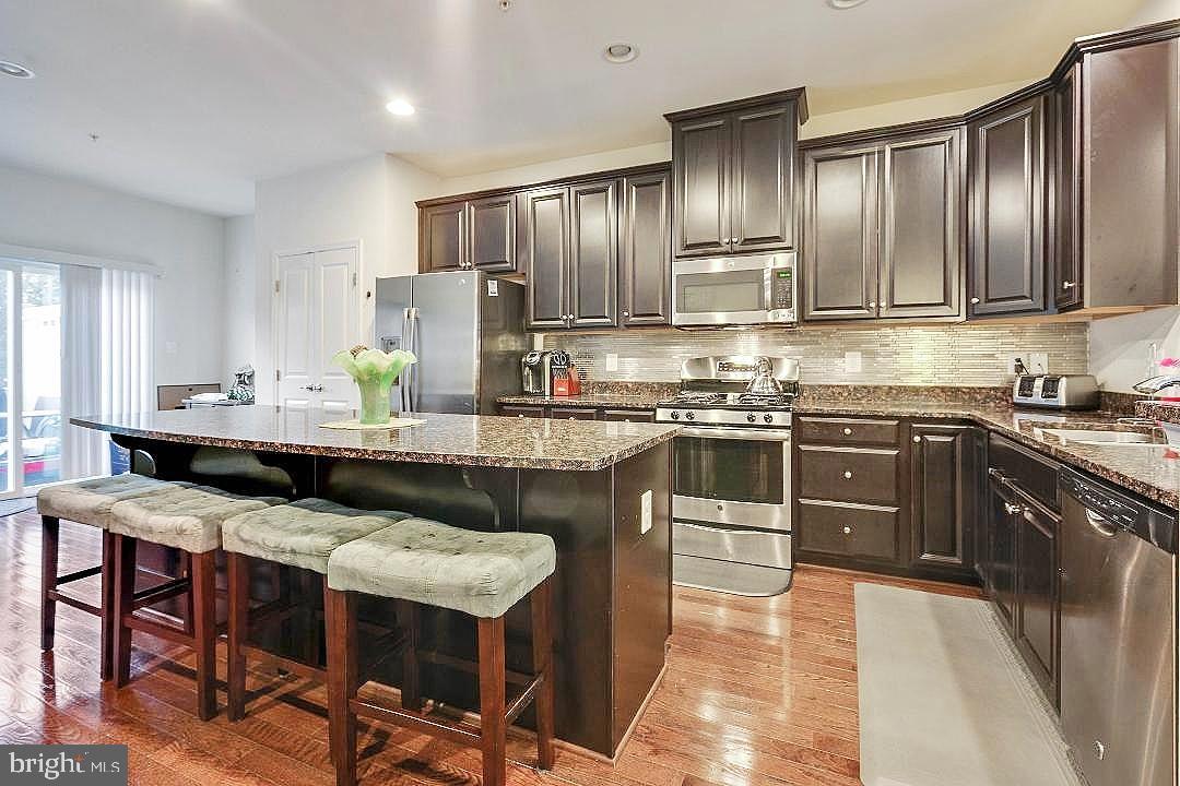 ADAMS CROSSING - Residential