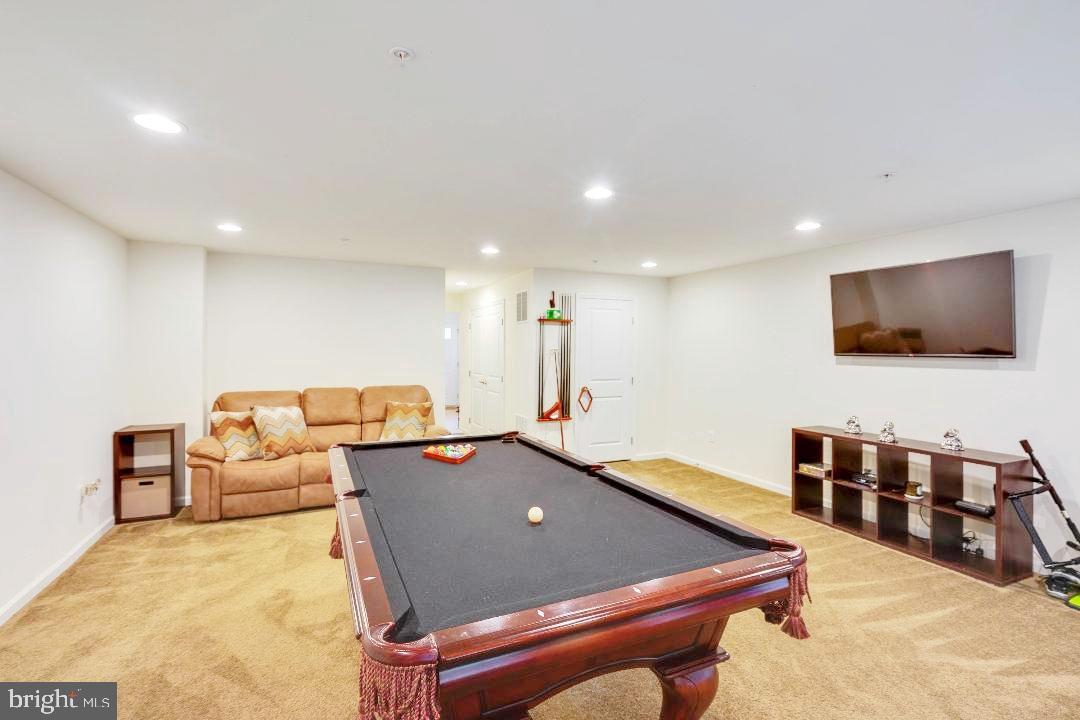 ADAMS CROSSING - Residential