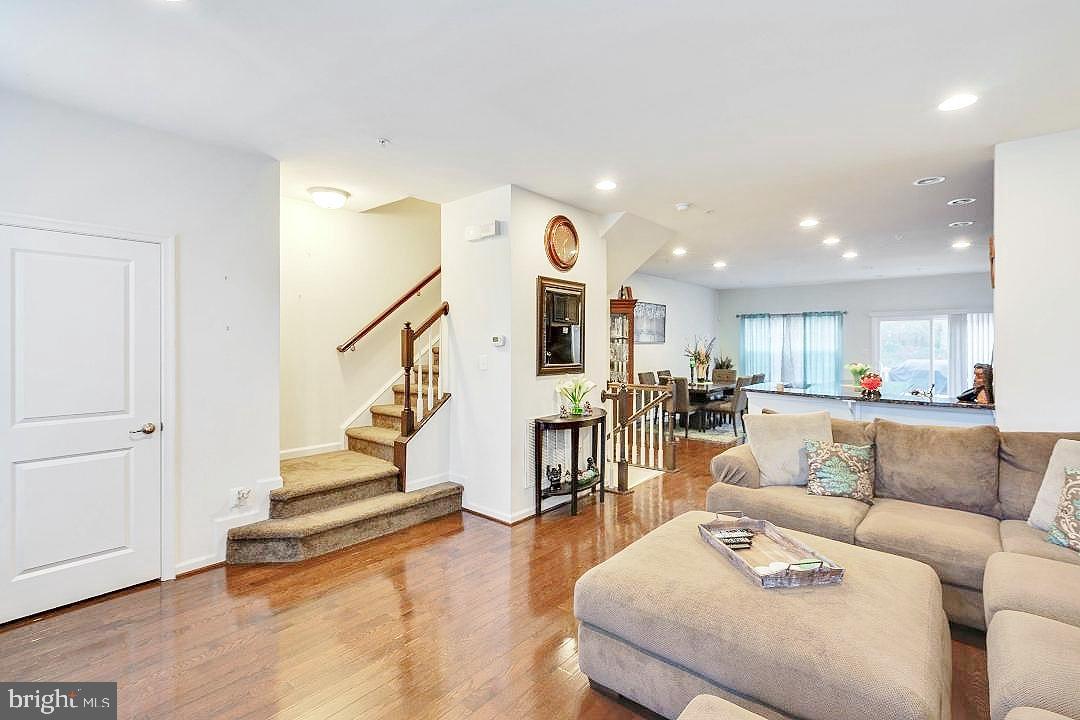 ADAMS CROSSING - Residential