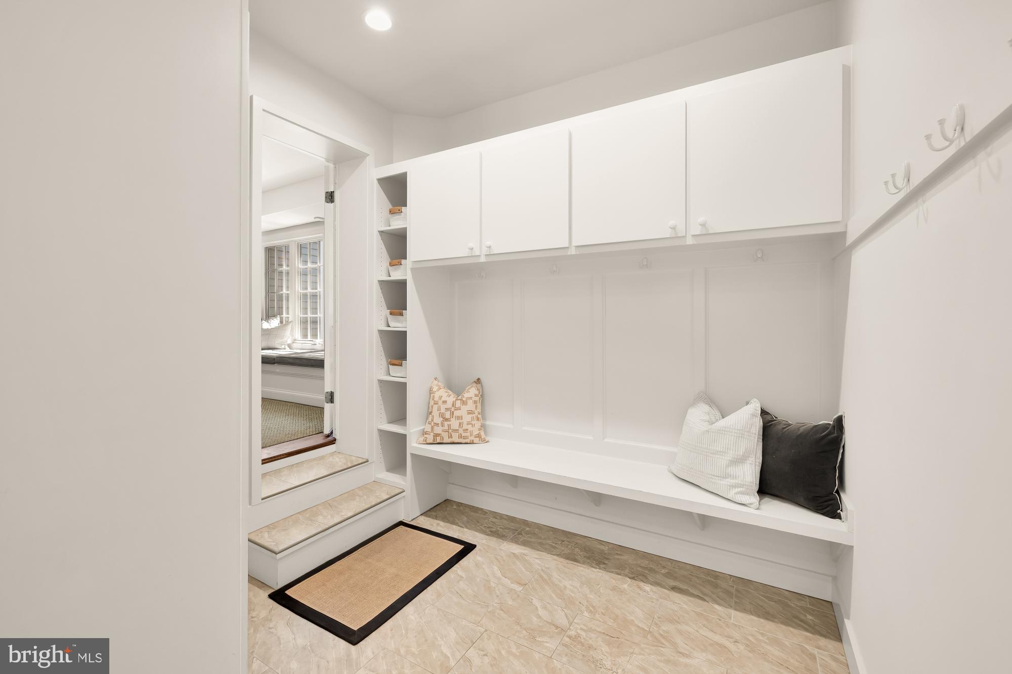 CHEVY CHASE VILLAGE - Residential