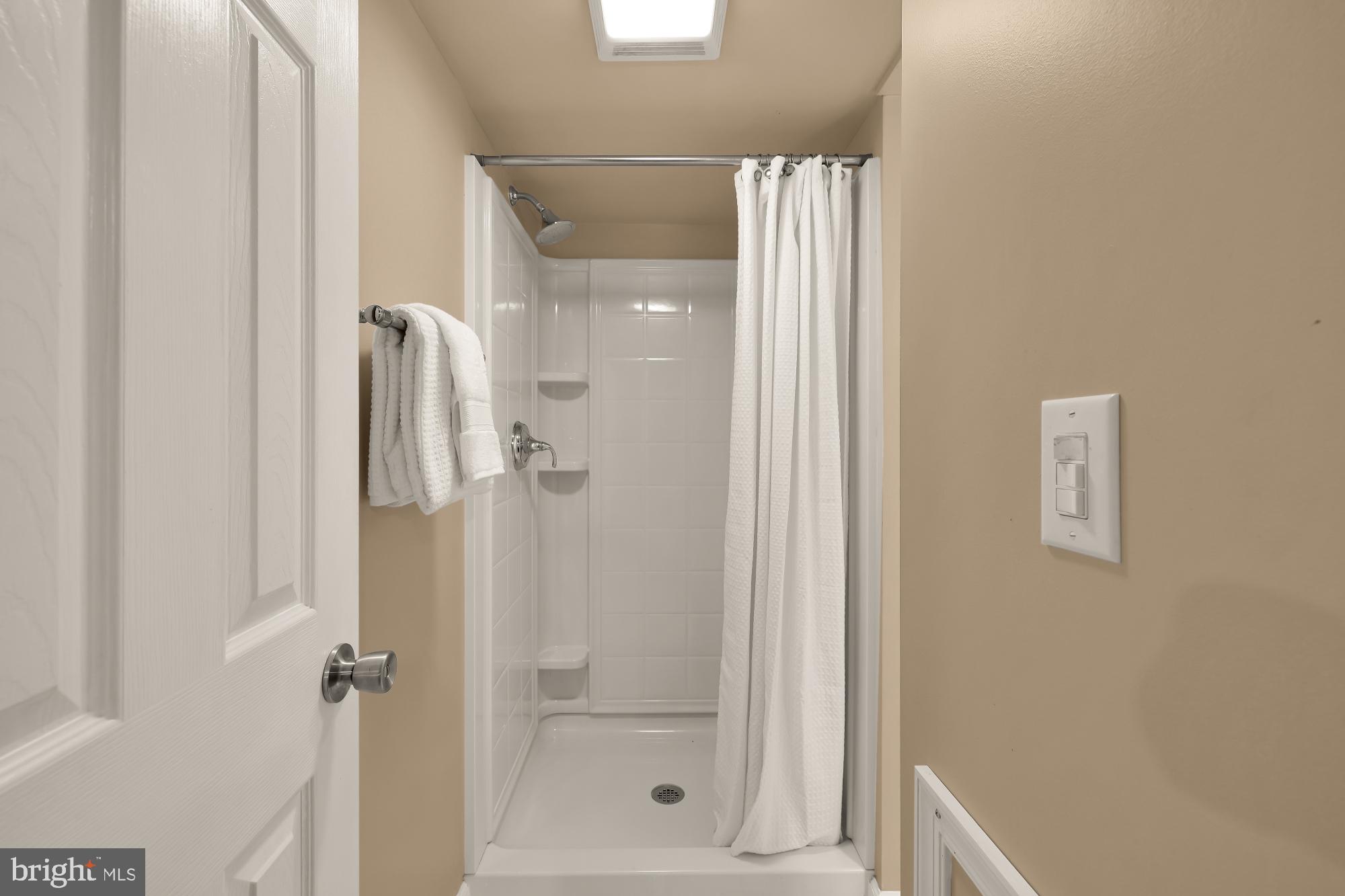 CHEVY CHASE VILLAGE - Residential