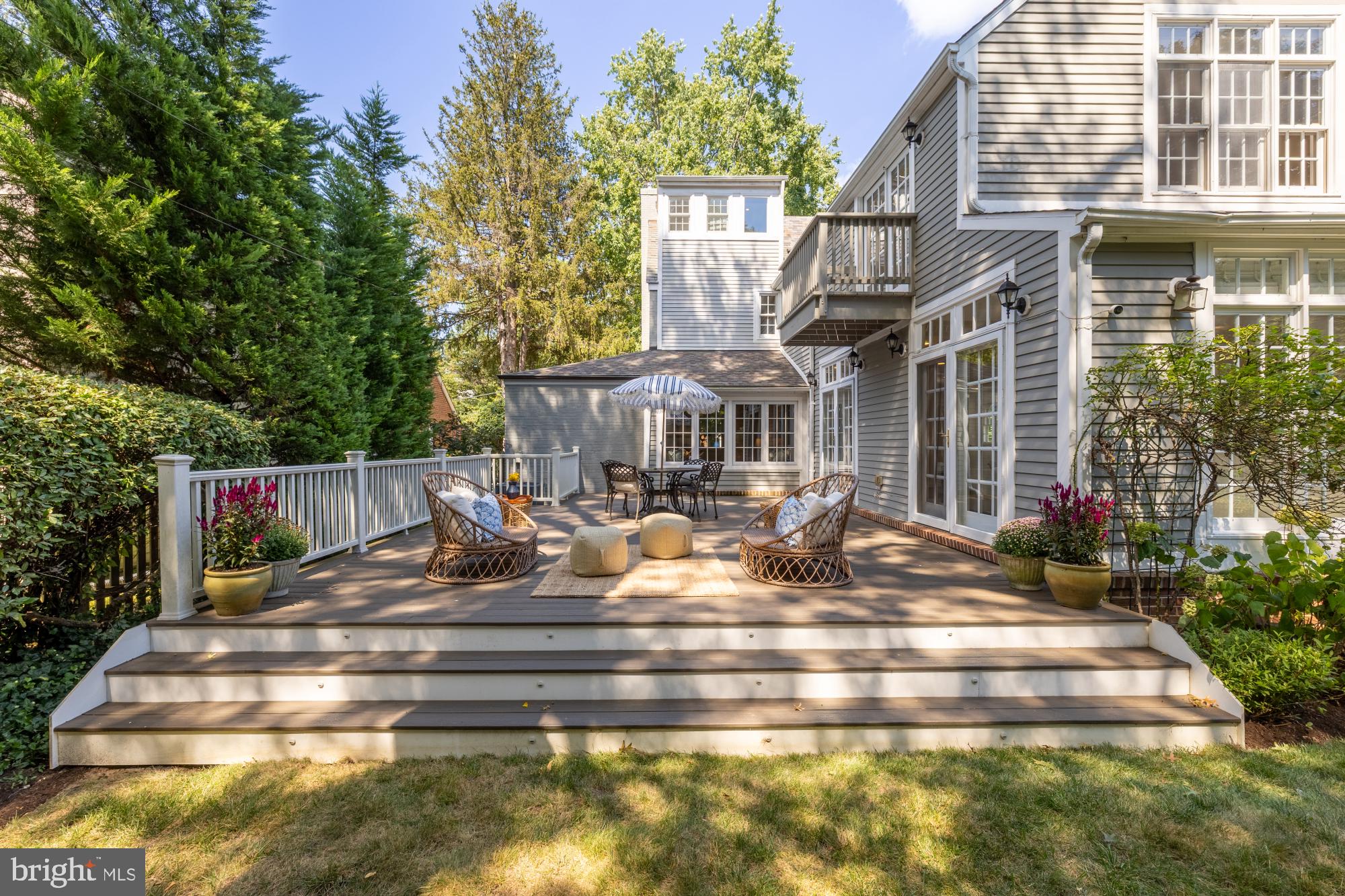 CHEVY CHASE VILLAGE - Residential