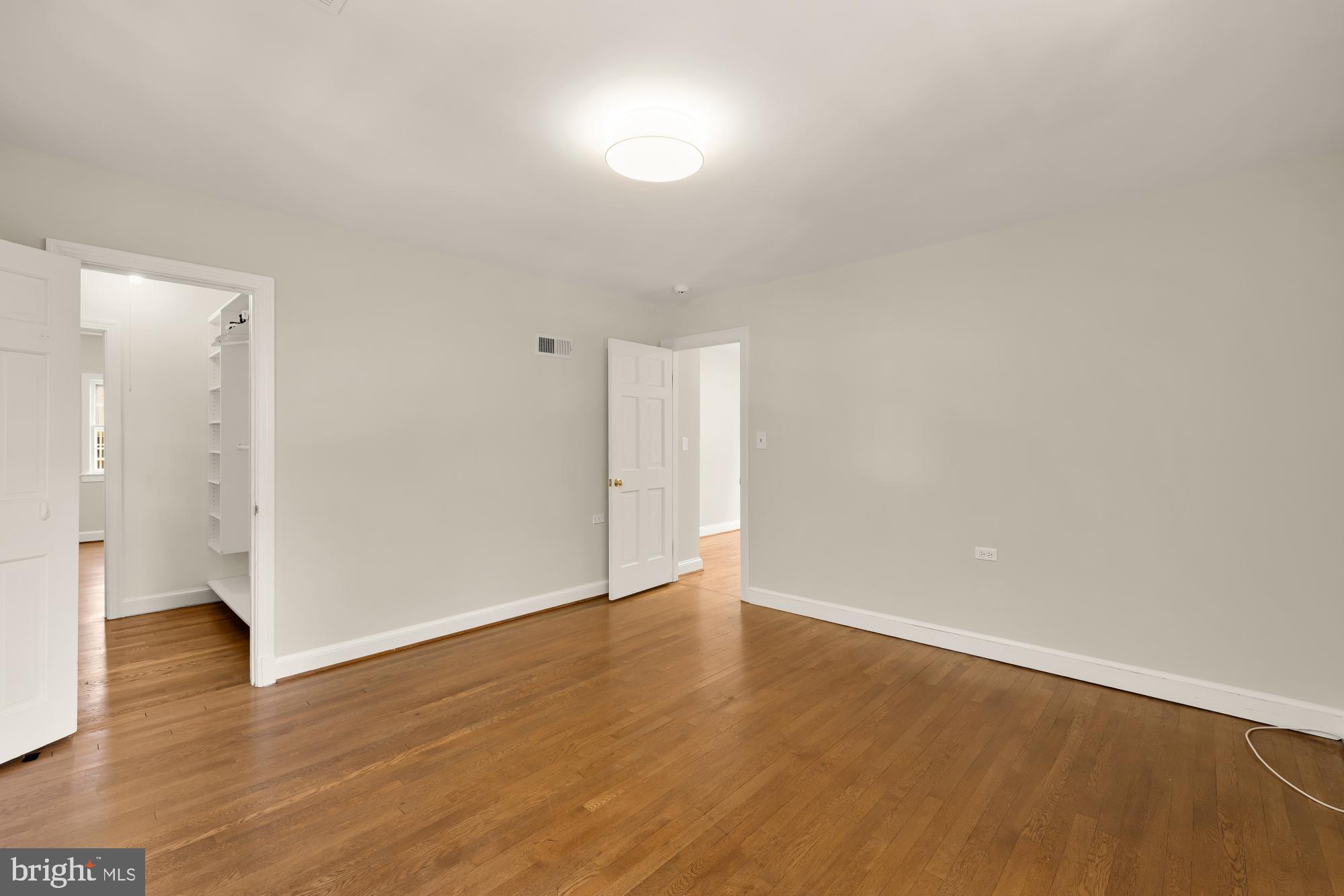 CHEVY CHASE VILLAGE - Residential