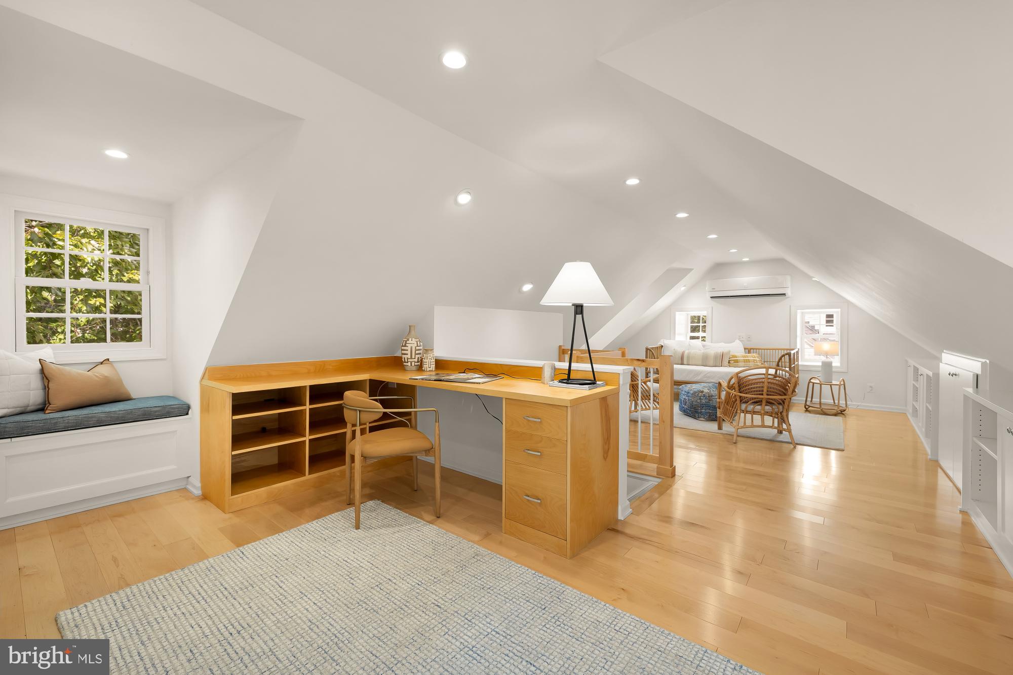 CHEVY CHASE VILLAGE - Residential