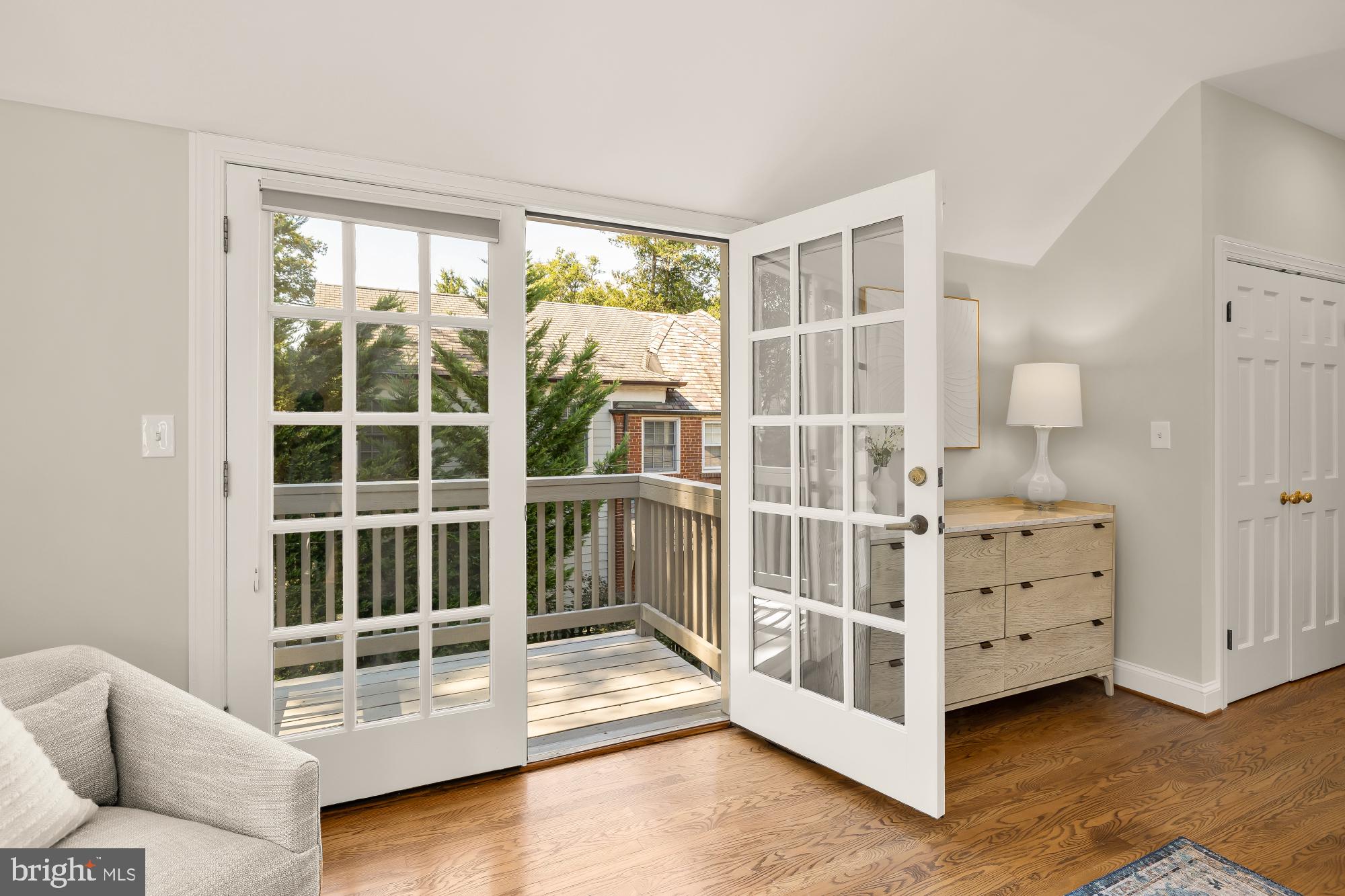 CHEVY CHASE VILLAGE - Residential