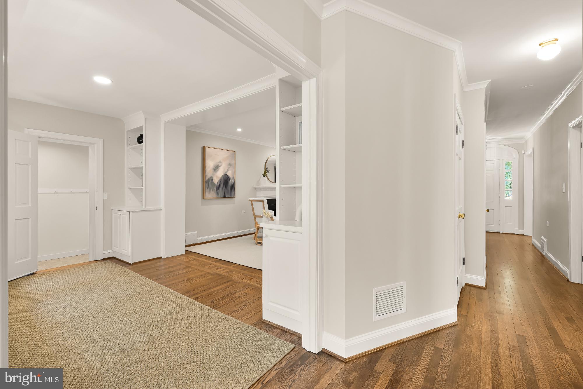 CHEVY CHASE VILLAGE - Residential