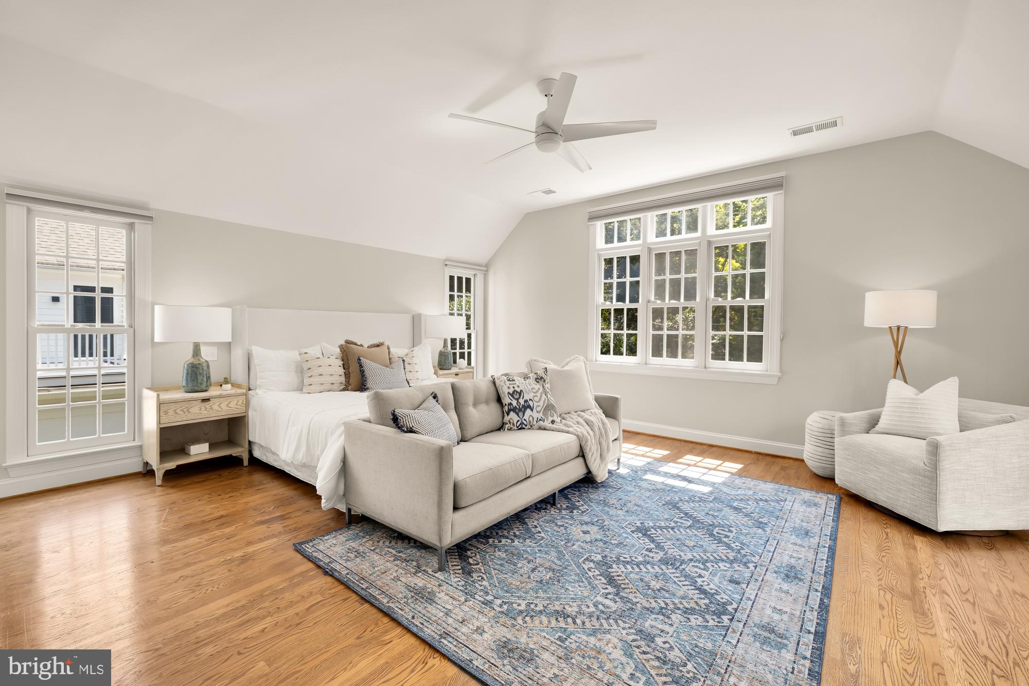 CHEVY CHASE VILLAGE - Residential