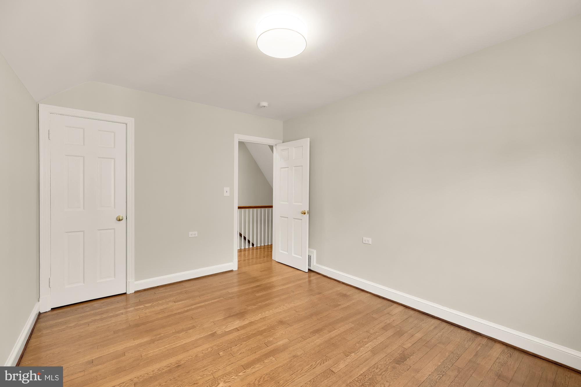 CHEVY CHASE VILLAGE - Residential