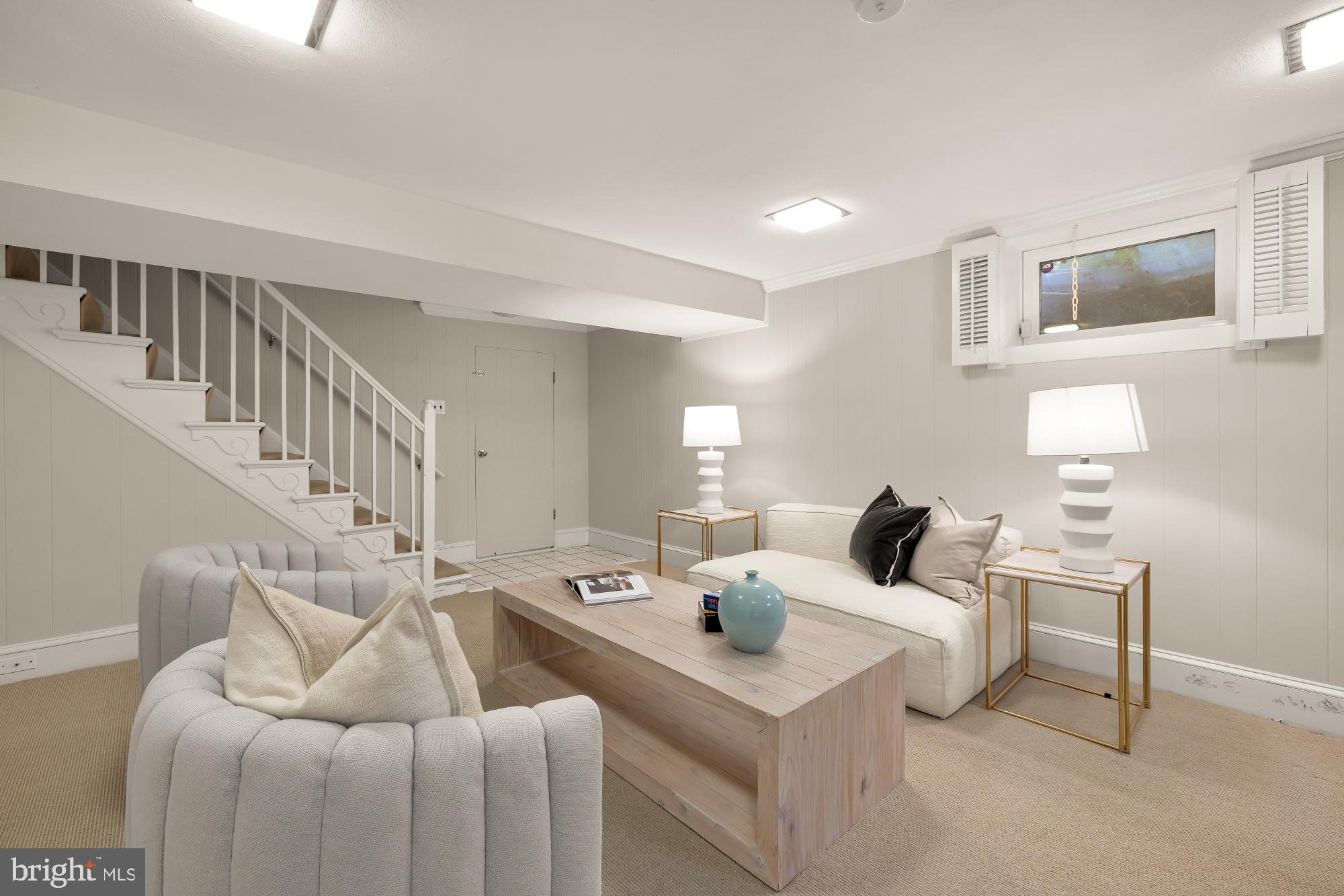 CHEVY CHASE VILLAGE - Residential