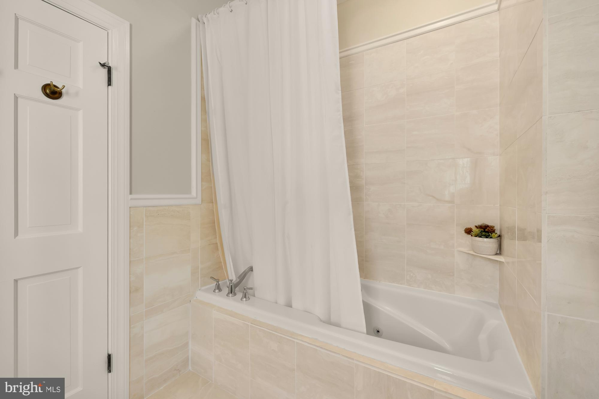 CHEVY CHASE VILLAGE - Residential