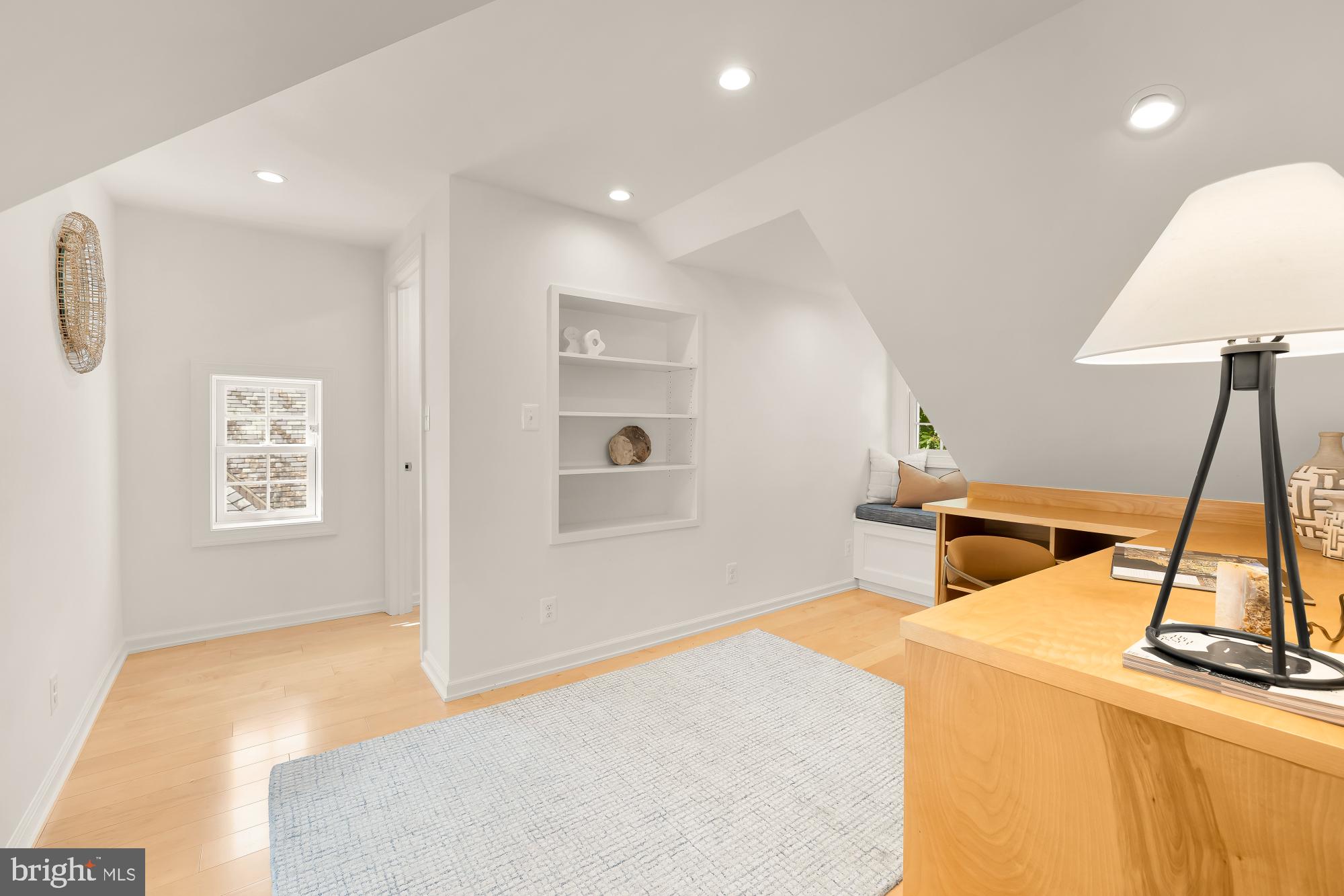 CHEVY CHASE VILLAGE - Residential