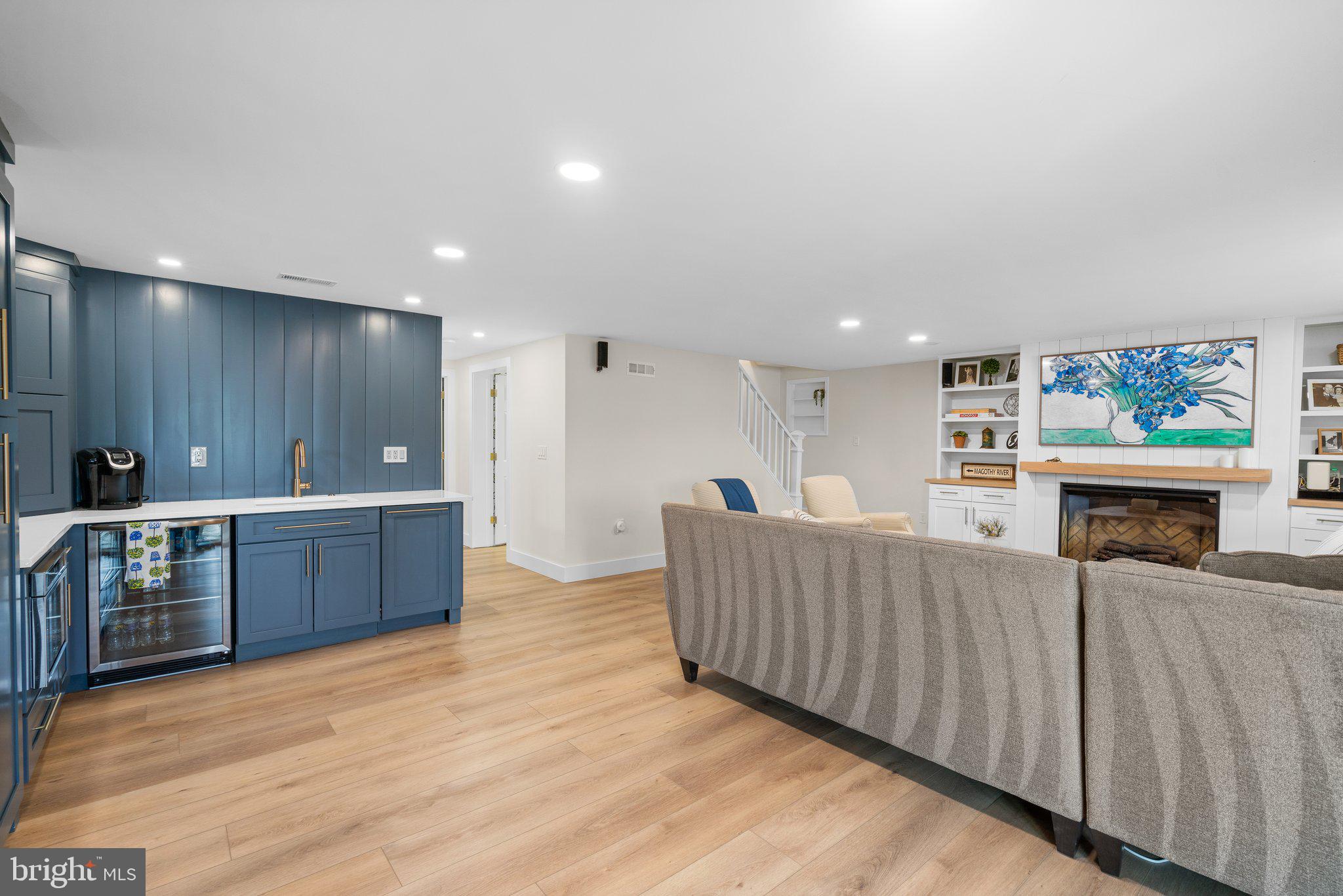 LOWER MAGOTHY BEACH - Residential