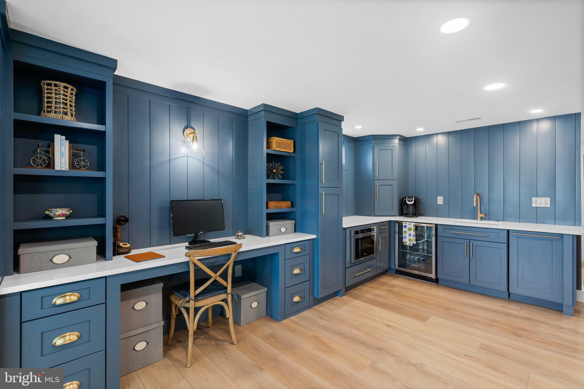 LOWER MAGOTHY BEACH - Residential