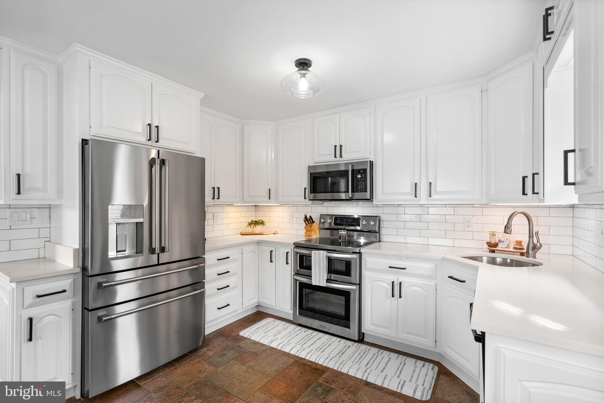 LOWER MAGOTHY BEACH - Residential