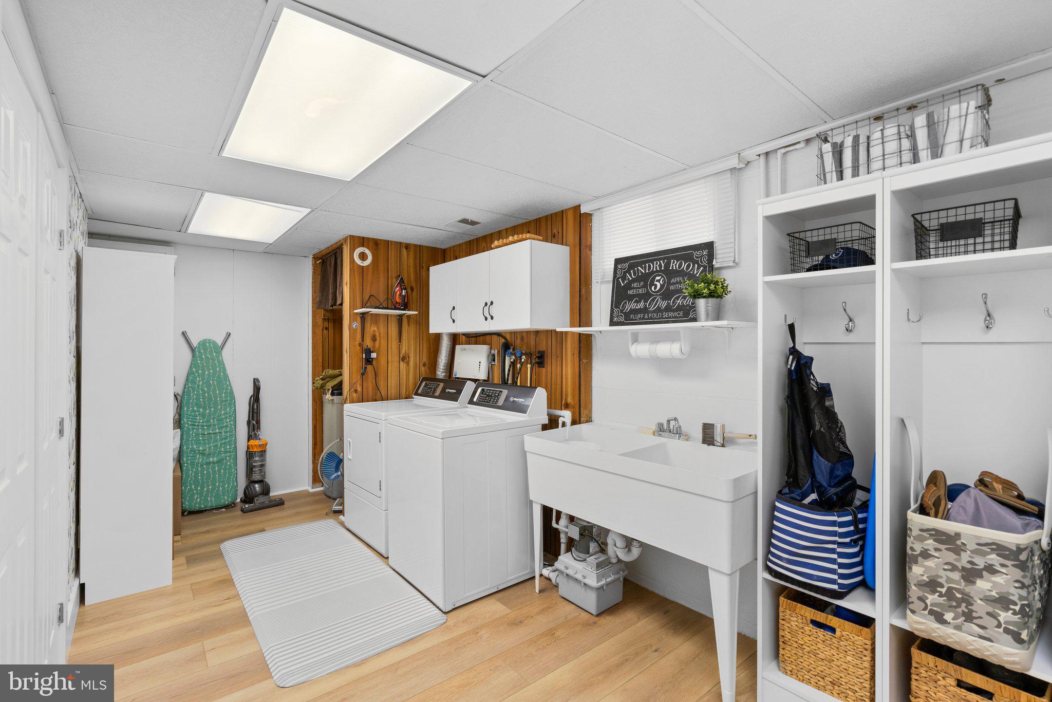 LOWER MAGOTHY BEACH - Residential