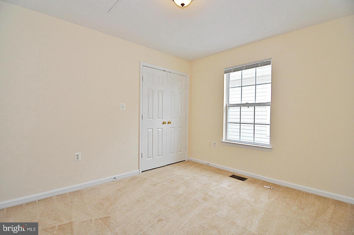 FOX MILL STATION - Residential Lease